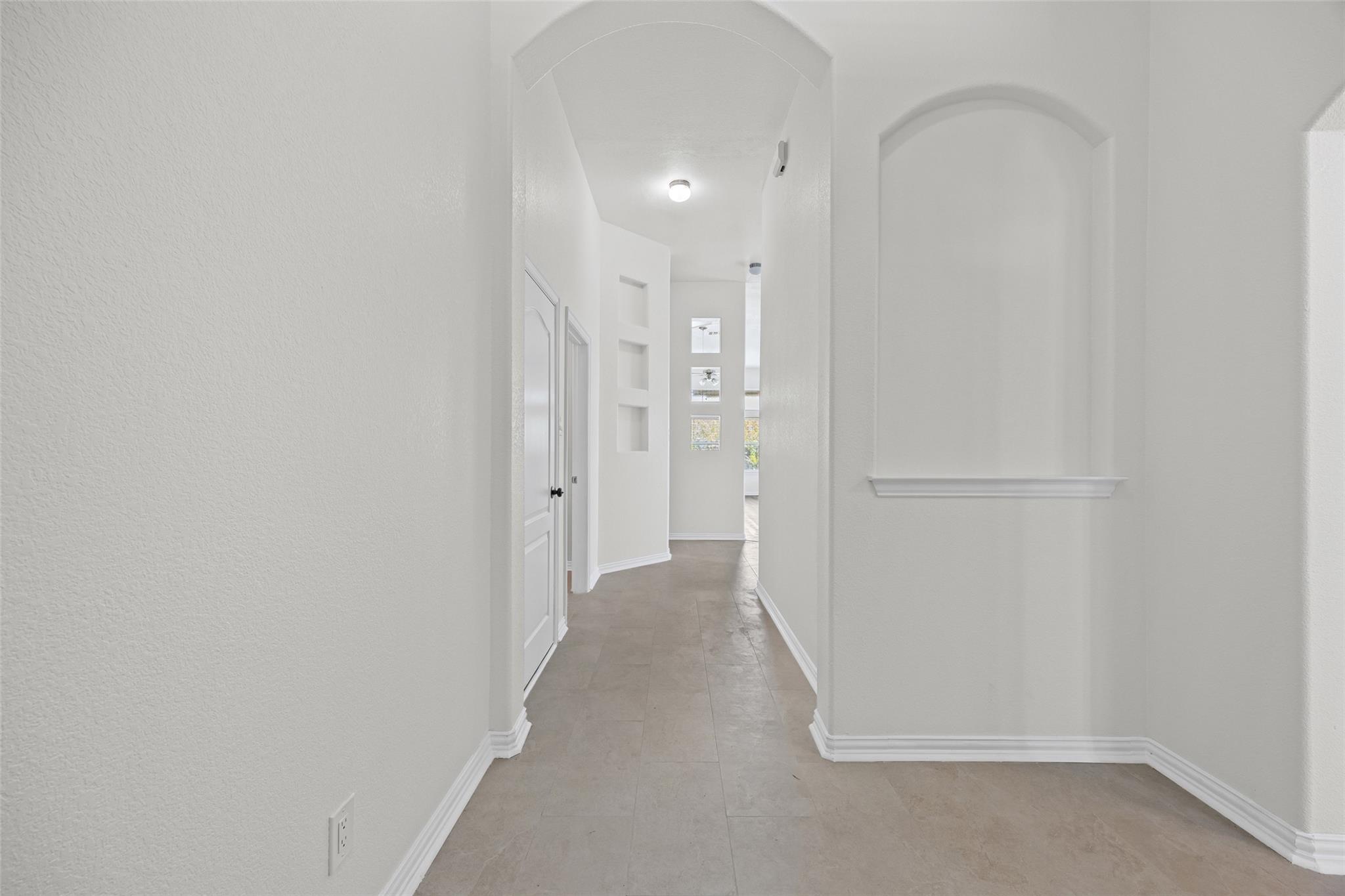 229 Wicker Park WAY, Buda, TX 78610 photo 2