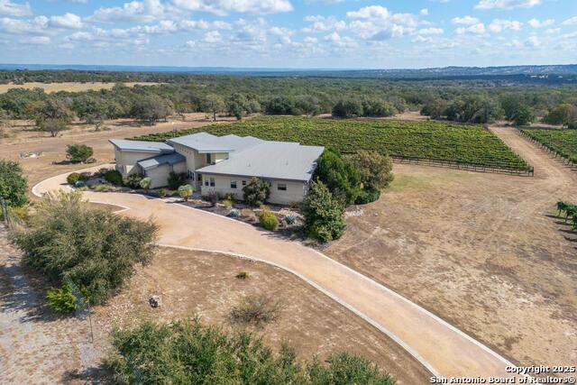 1758 Lincoln Smith Road RD, Round Mountain, TX 78663 photo 2