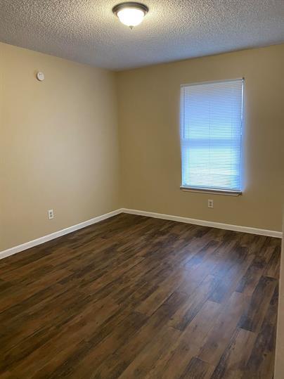 139 Elm DR #208, Lockhart, TX 78644 photo 5