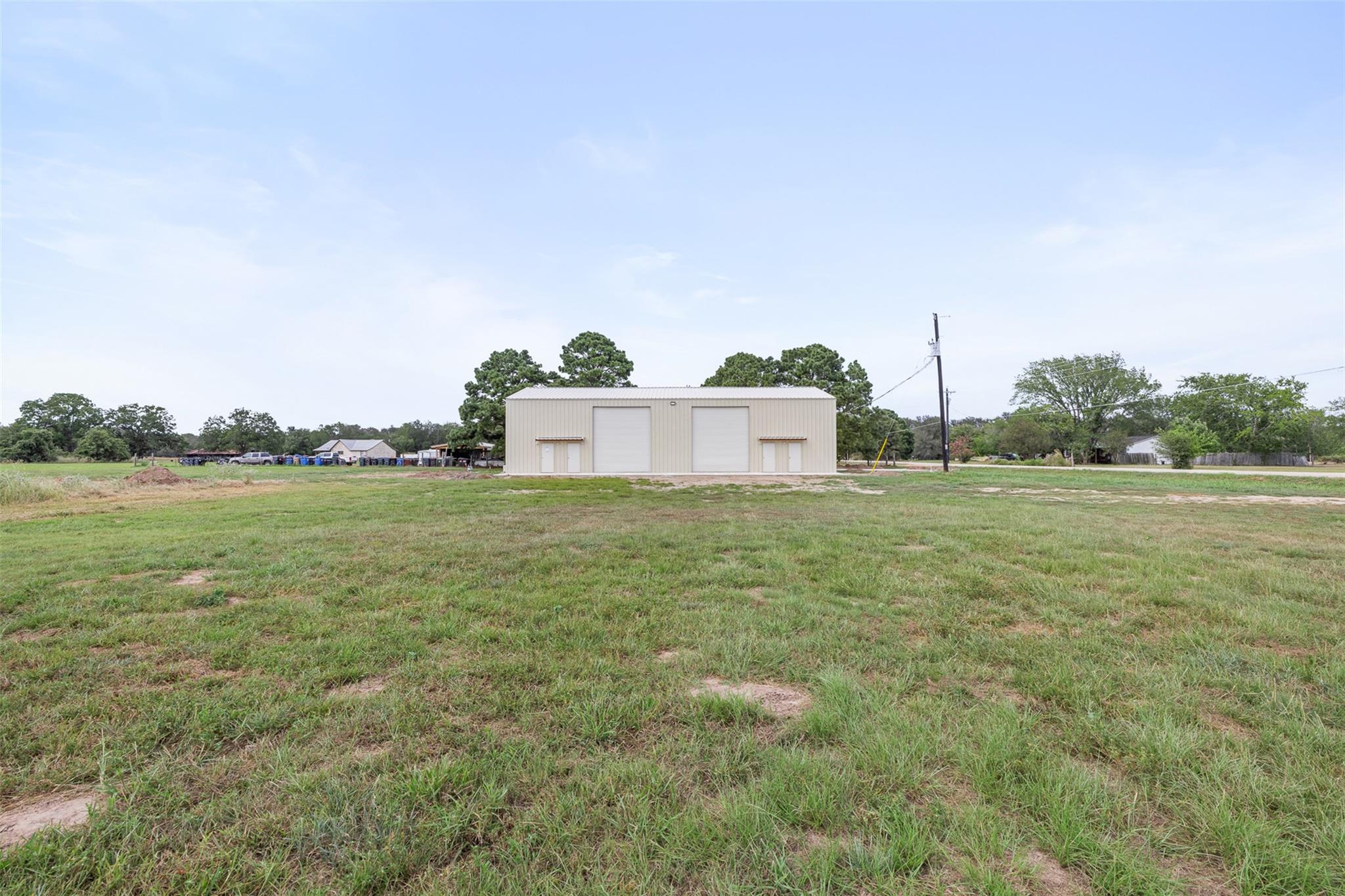 126 Kellar RD #A, Smithville, TX 78957 photo 2