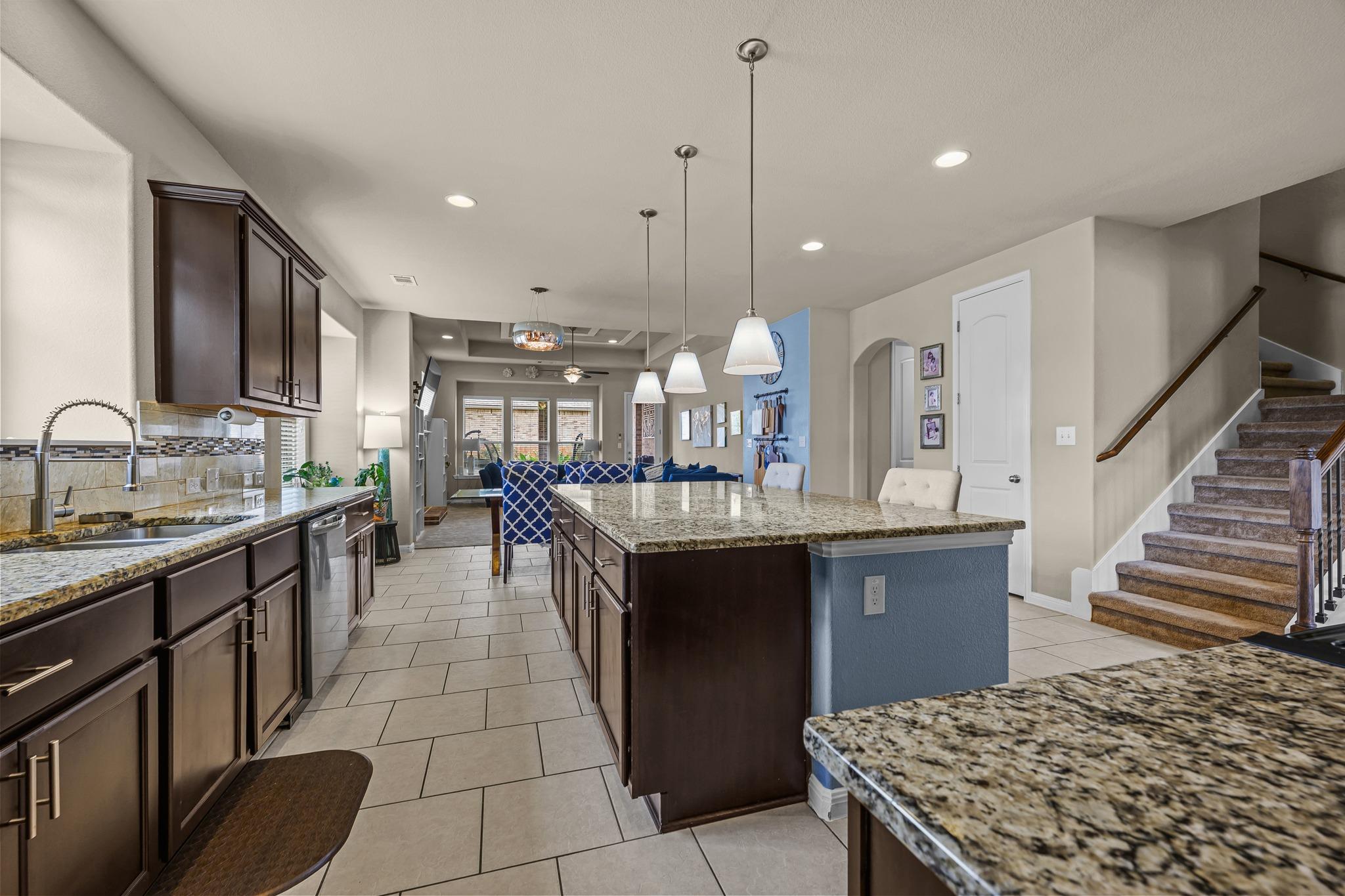 4100 Godwit DR, Pflugerville, TX 78660 photo 2