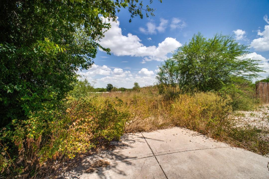 226 Beethoven ST, San Antonio, TX 78210 photo 3
