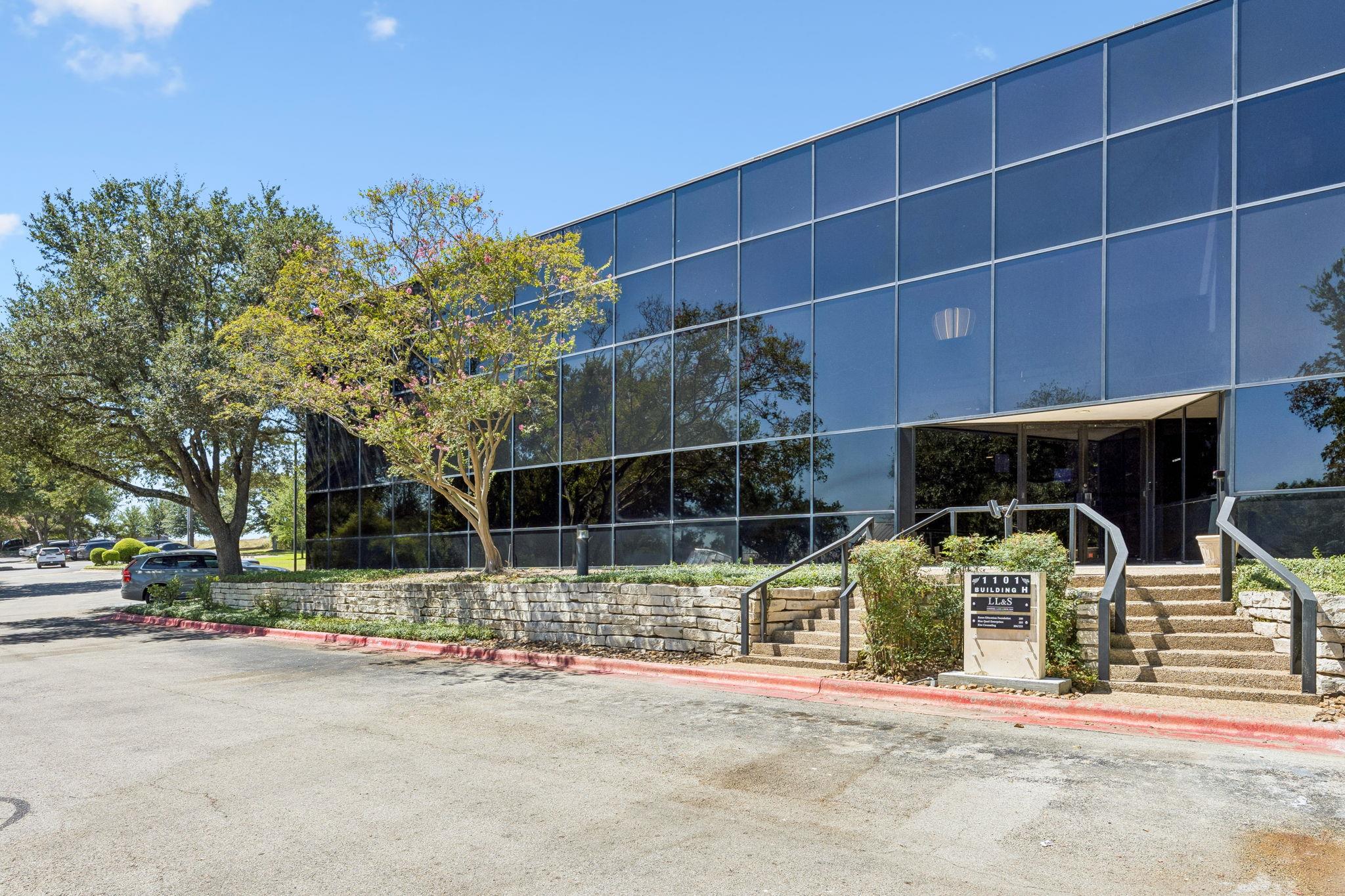 Westlake Oaks Executive Park C