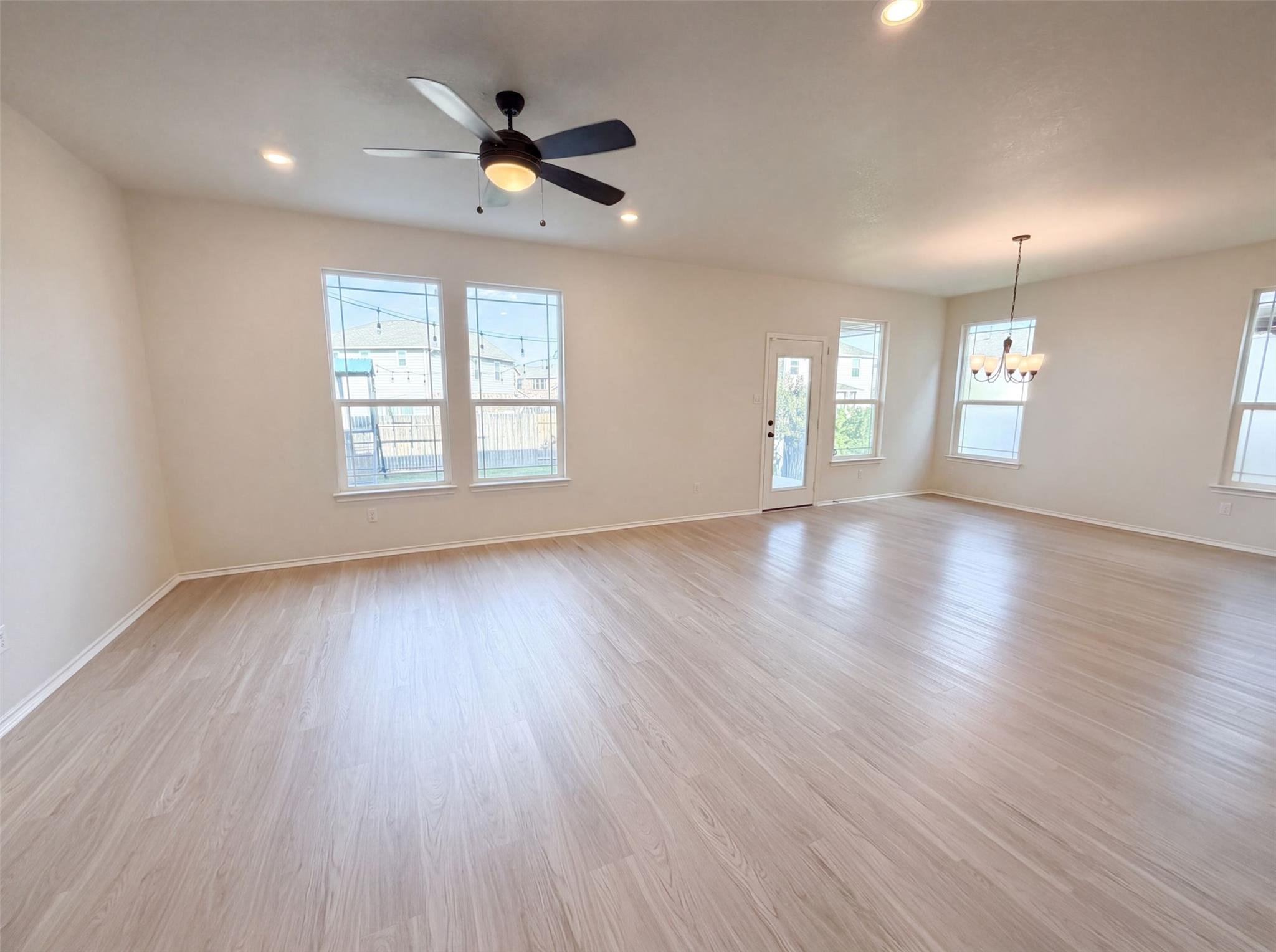 252 Sage Derby DR #90, Hutto, TX 78634 photo 3