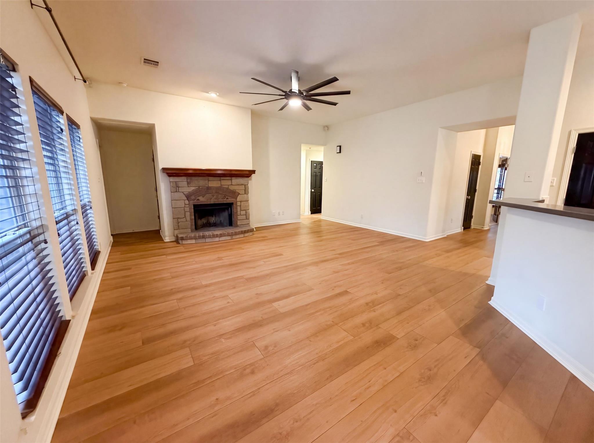 13804 Long Shadow DR, Manor, TX 78653 photo 4