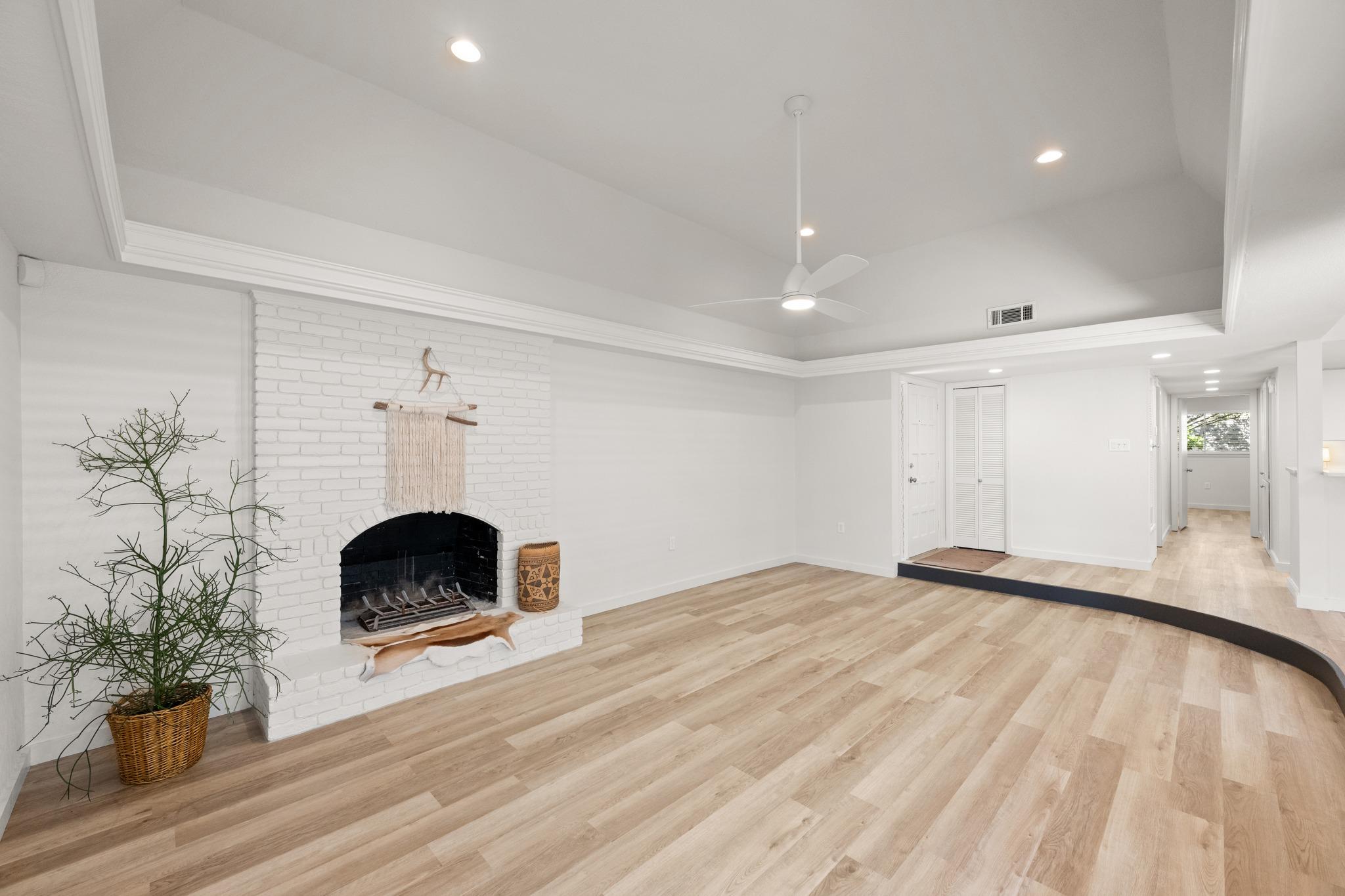 3204 Maywood Ave #B, Austin, TX 78703 photo 2