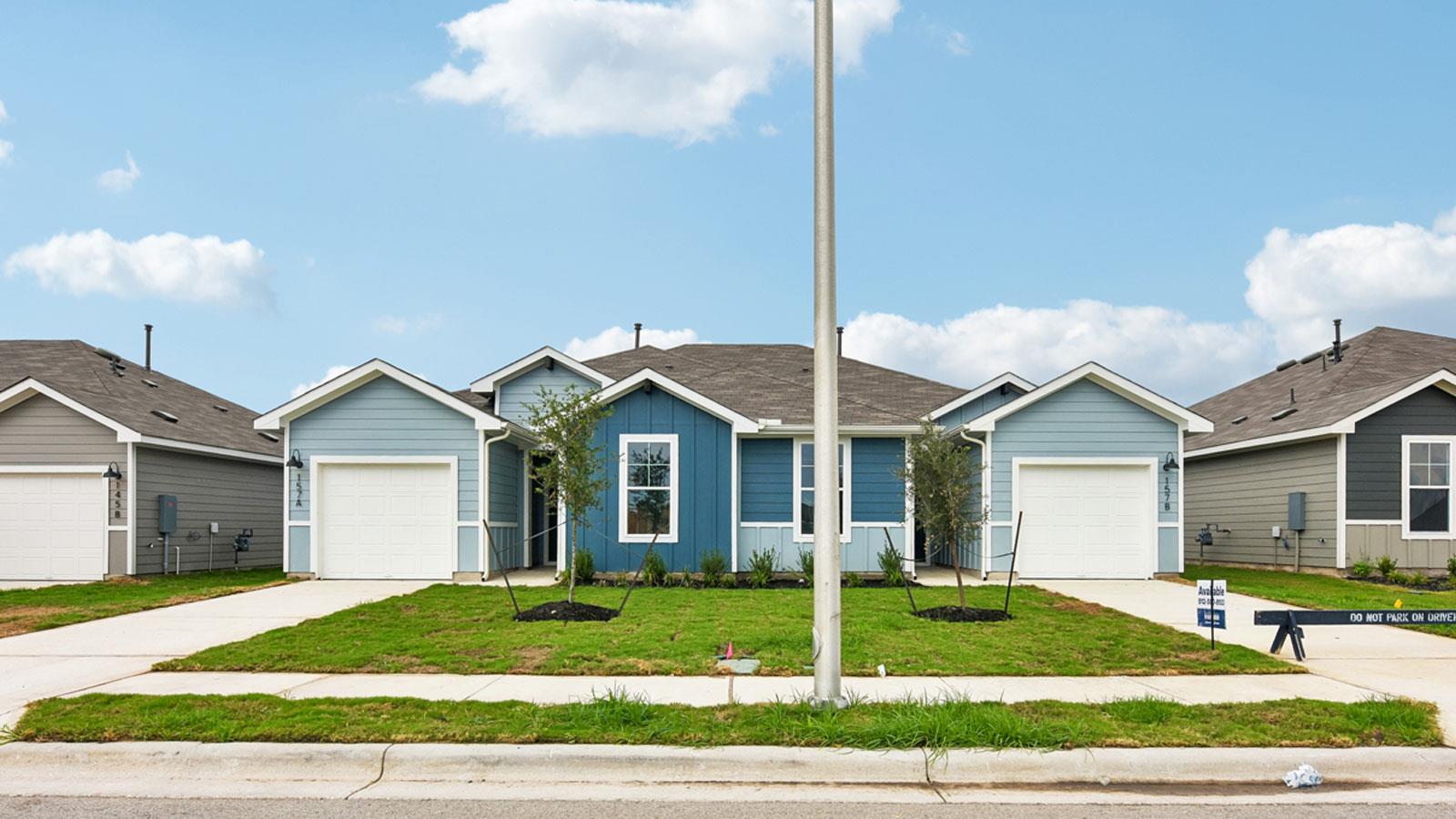 157A Harrison XING, Uhland, TX 78640 photo 3