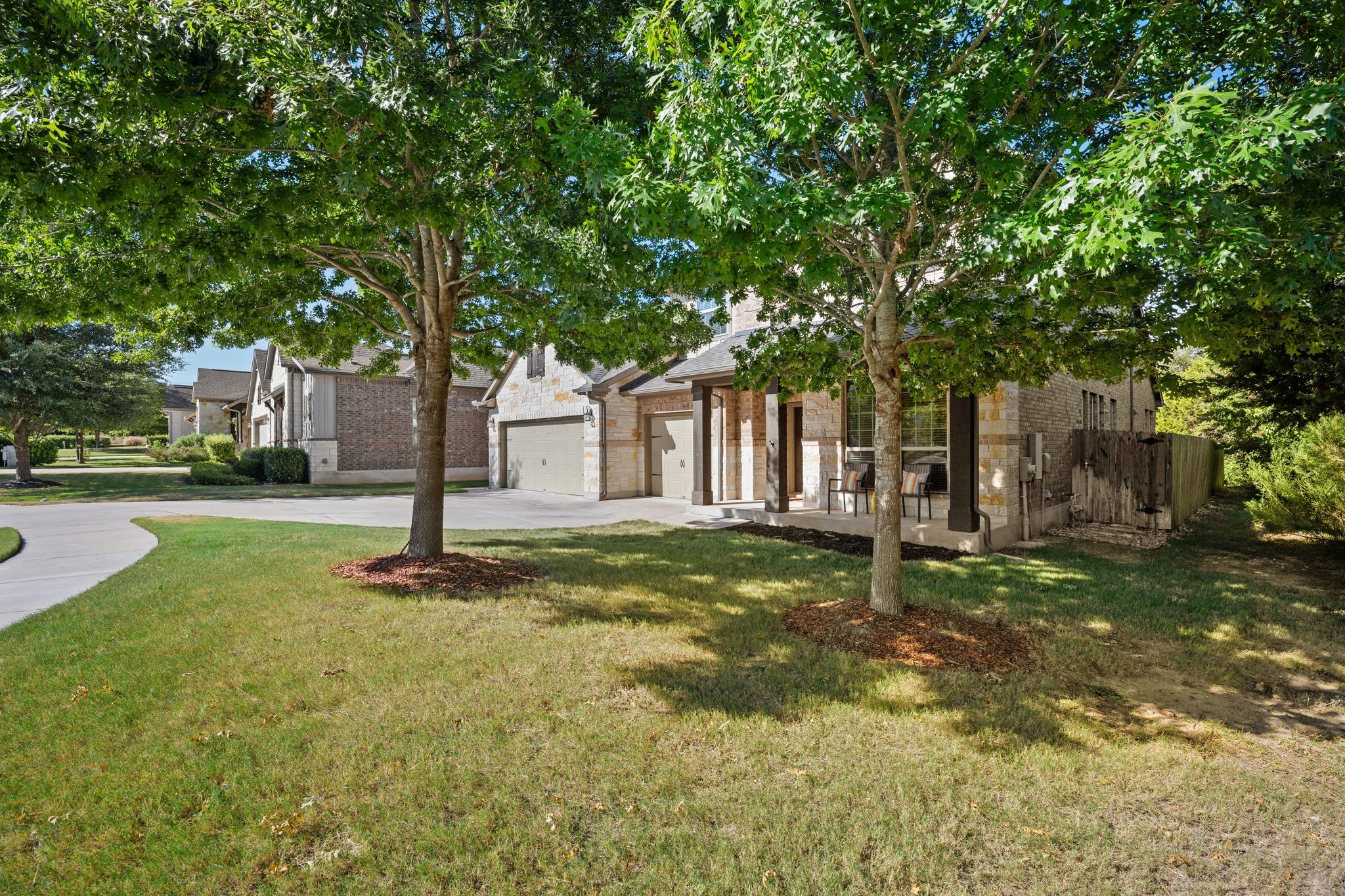 221 Vouvray ST, Leander, TX 78641 photo 2