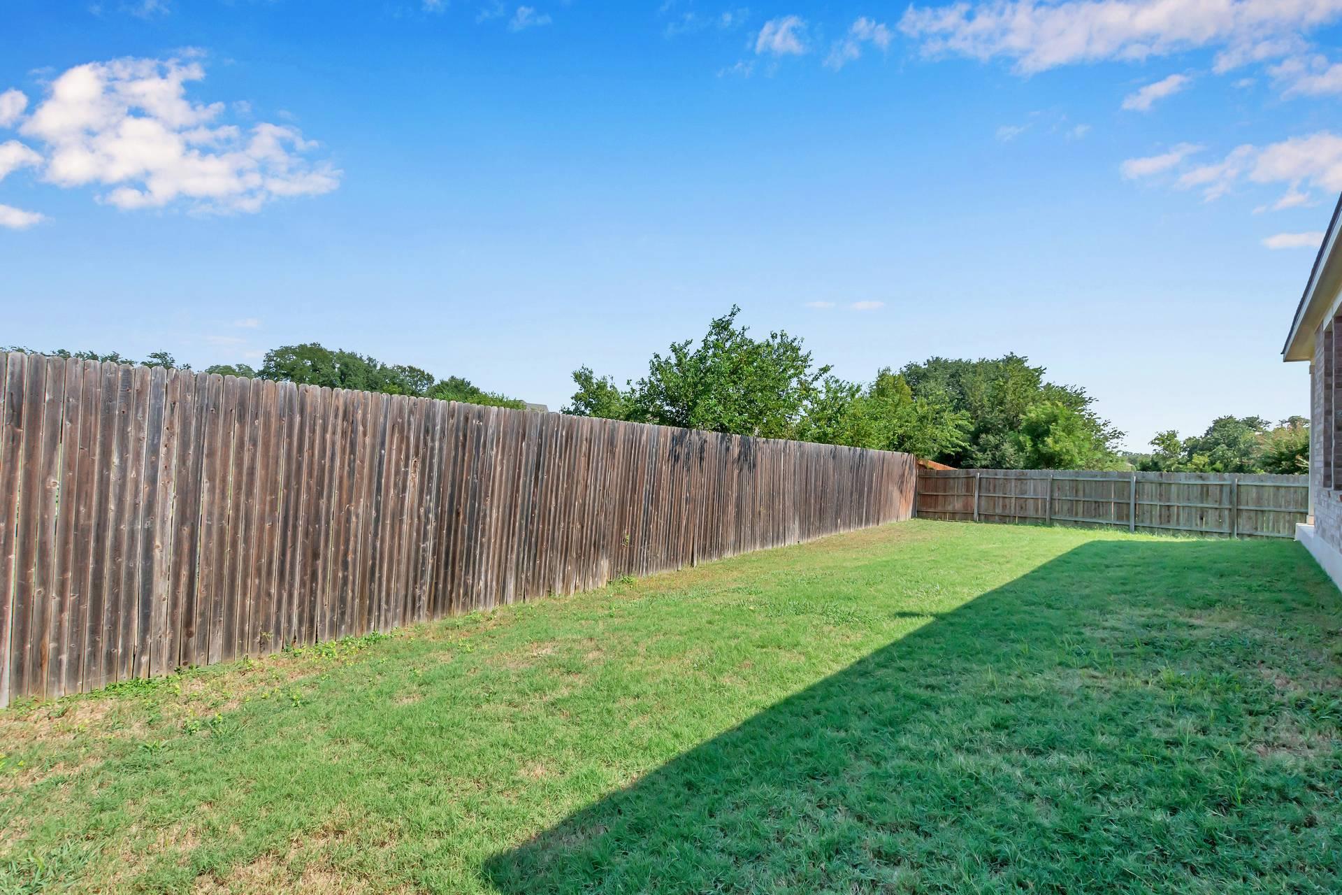 2012 Elaina LOOP, Leander, TX 78641 photo 2