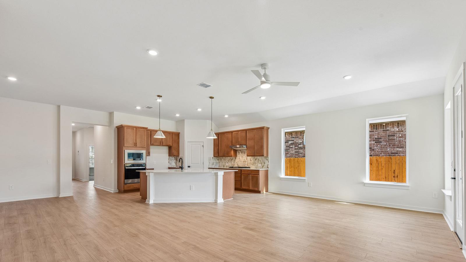 416 Eagle Canyon DR, Leander, TX 78641 photo 4