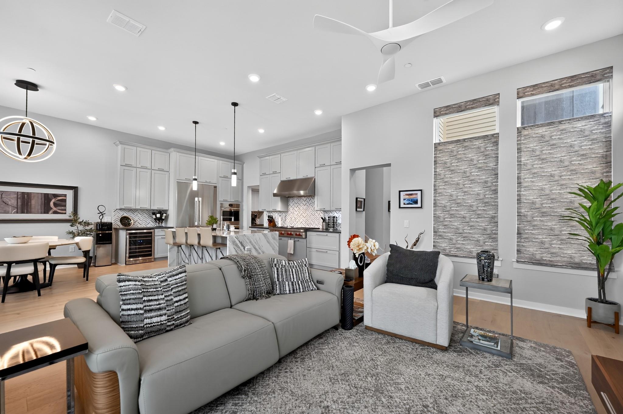4208 Endurance WAY, Austin, TX 78731 photo 2