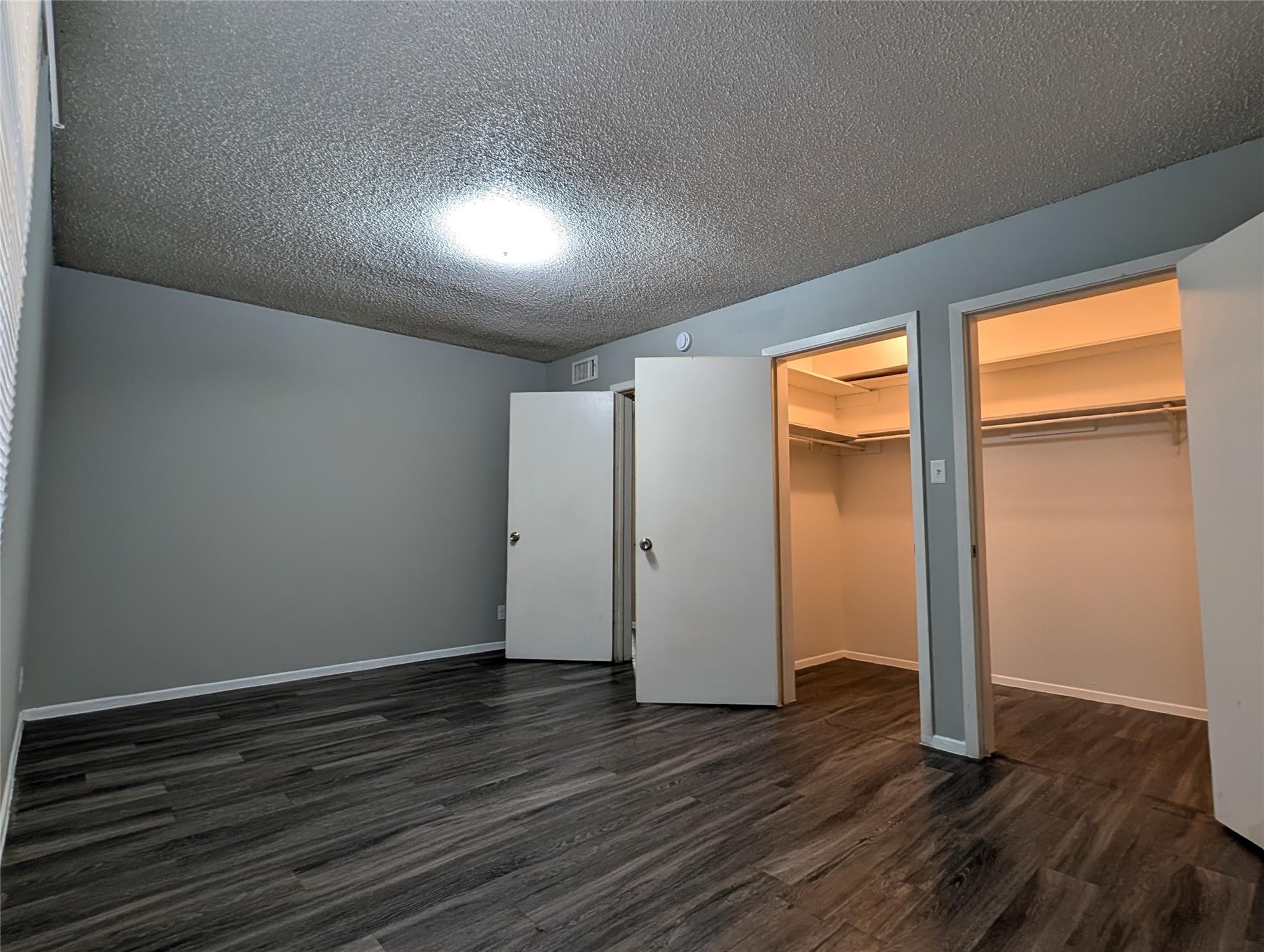 101 33rd ST #102, Austin, TX 78705 photo 4