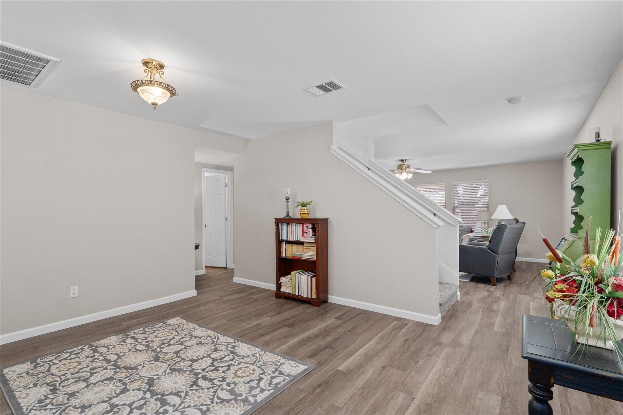 4010 Kings Canyon DR, Taylor, TX 76574 photo 4