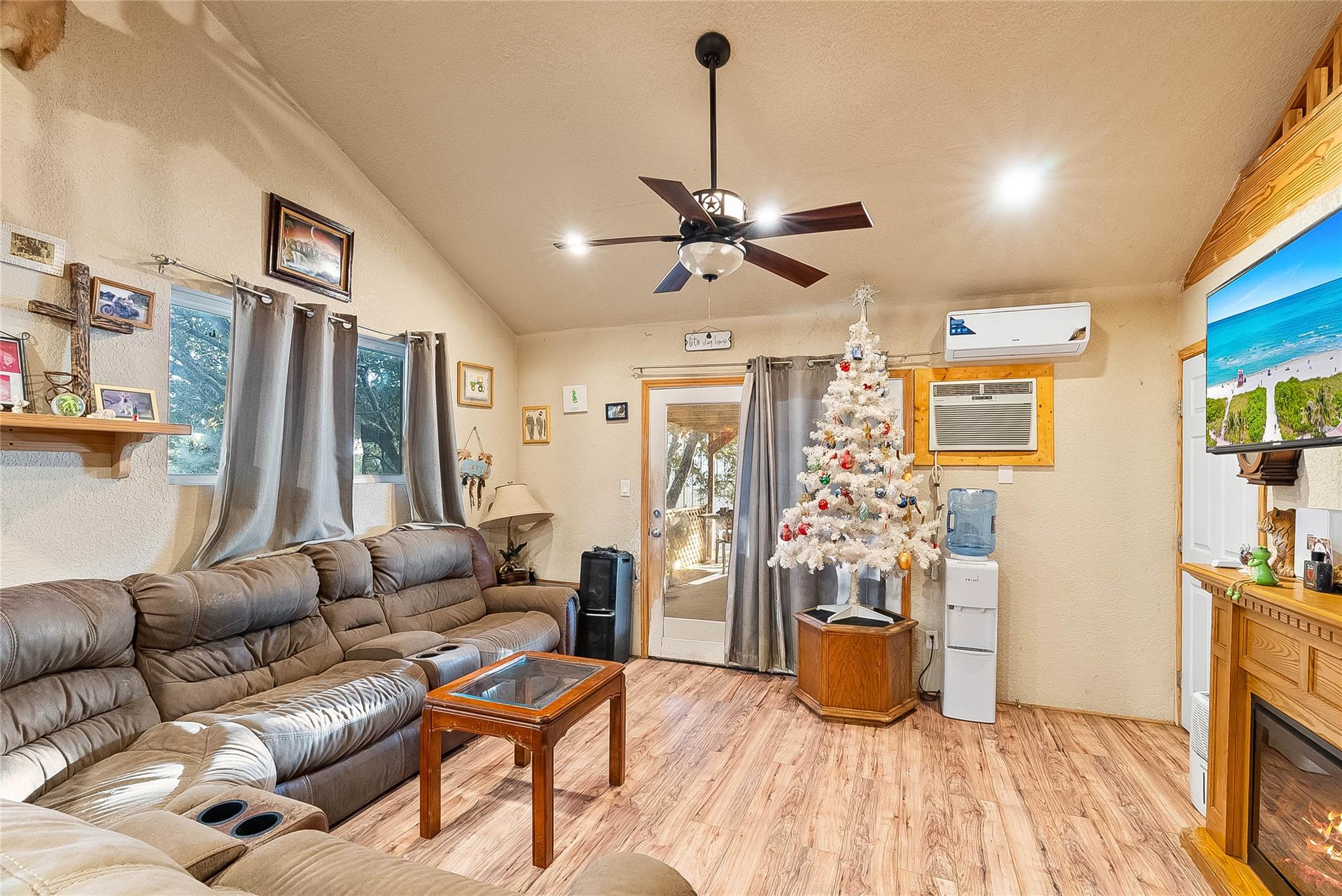 2301 Lone Star RD, Rockport, TX 78382 photo 3