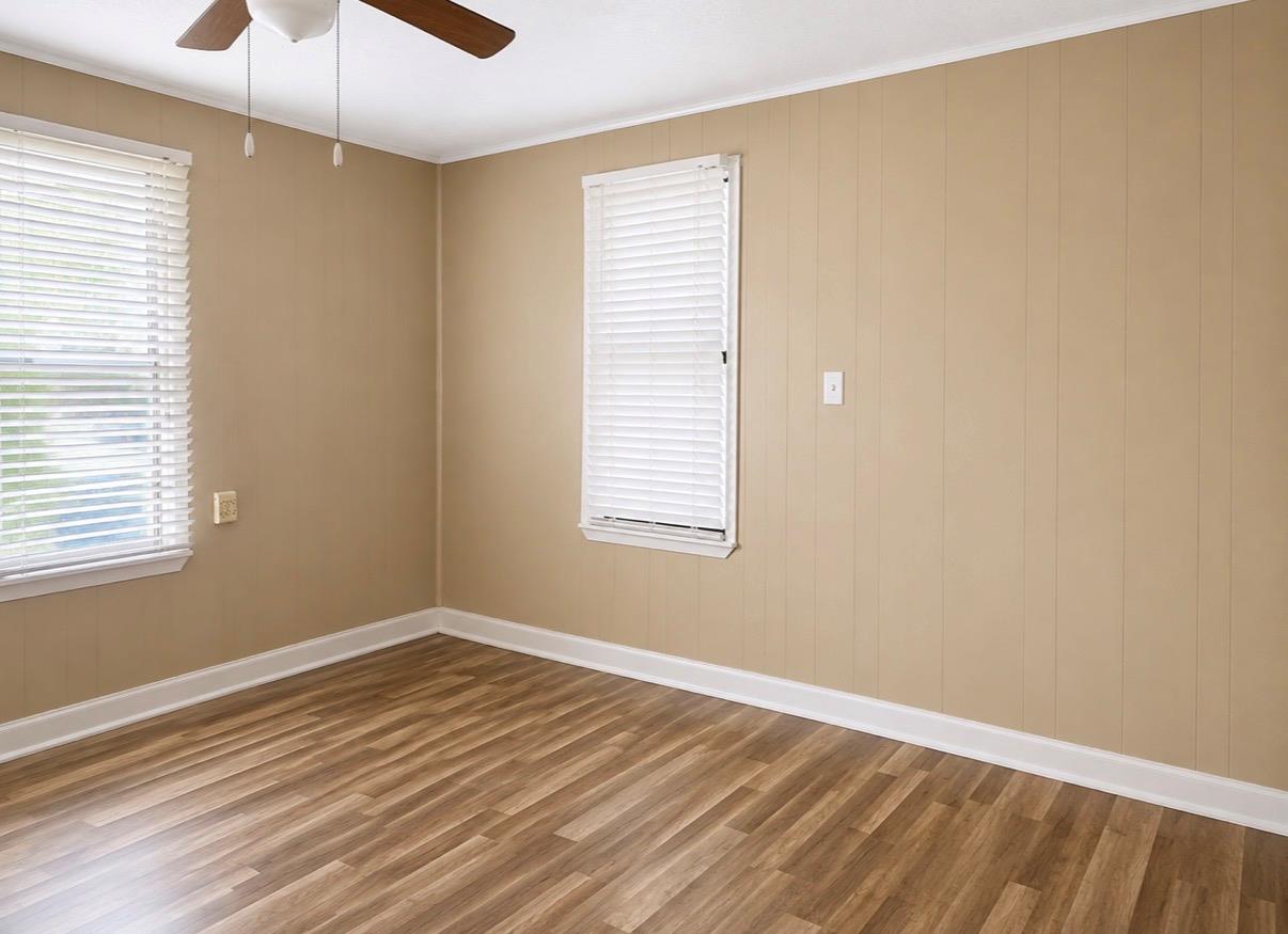 1120 Saint Paul ST, Gonzales, TX 78629 photo 4