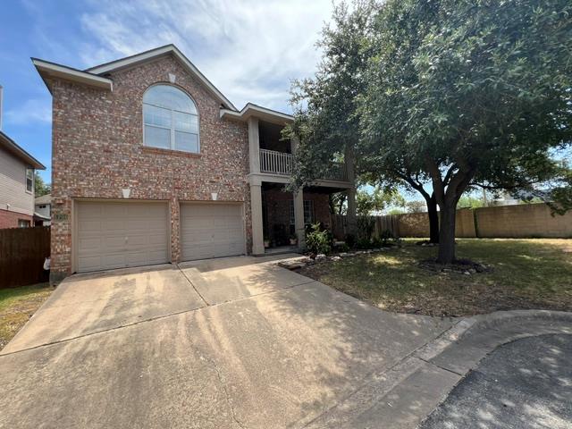 1706 Rosenborough CV, Round Rock, TX 78665 photo 2