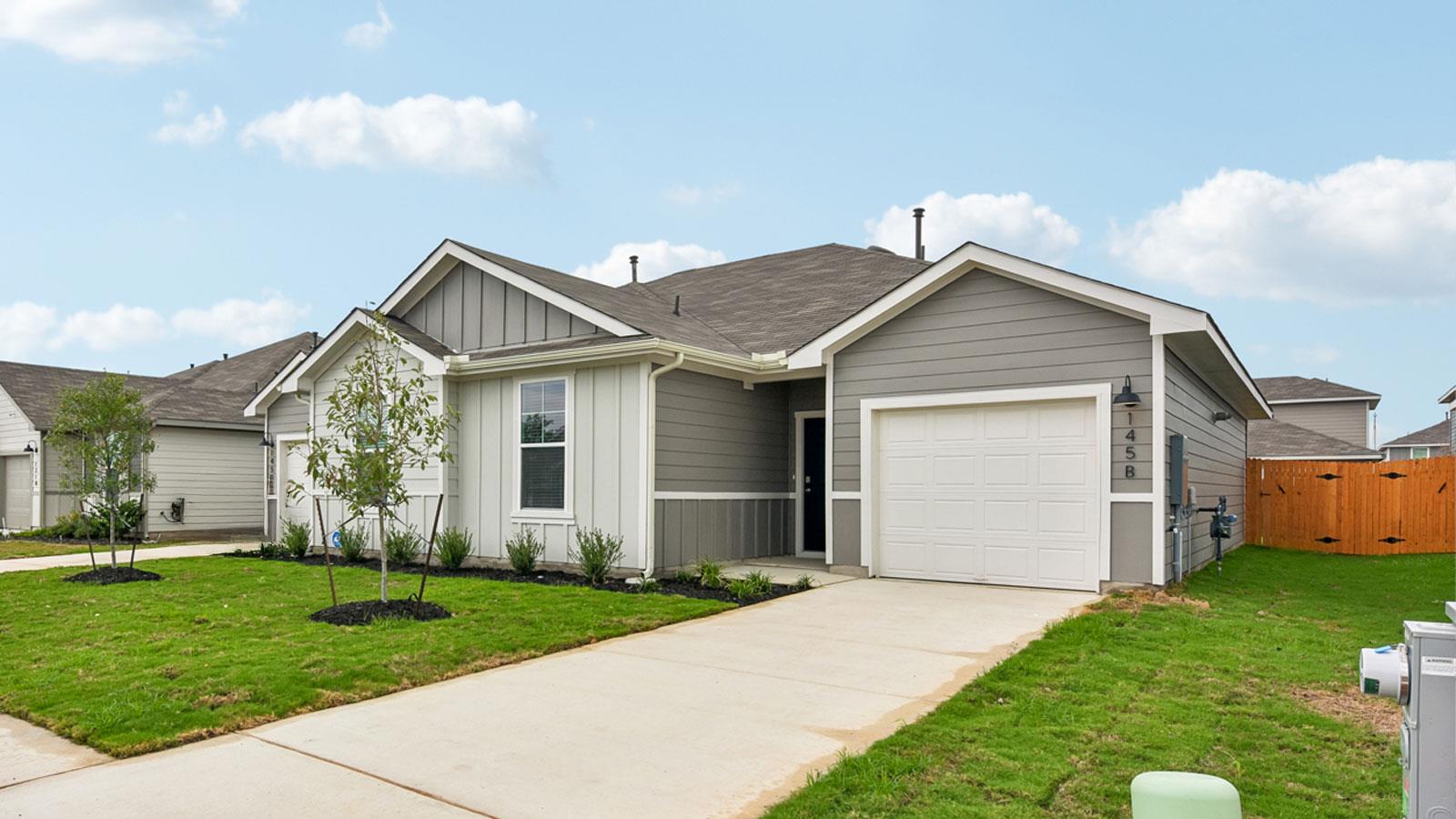 145B Harrison Crossing, Uhland, TX 78640 photo 4