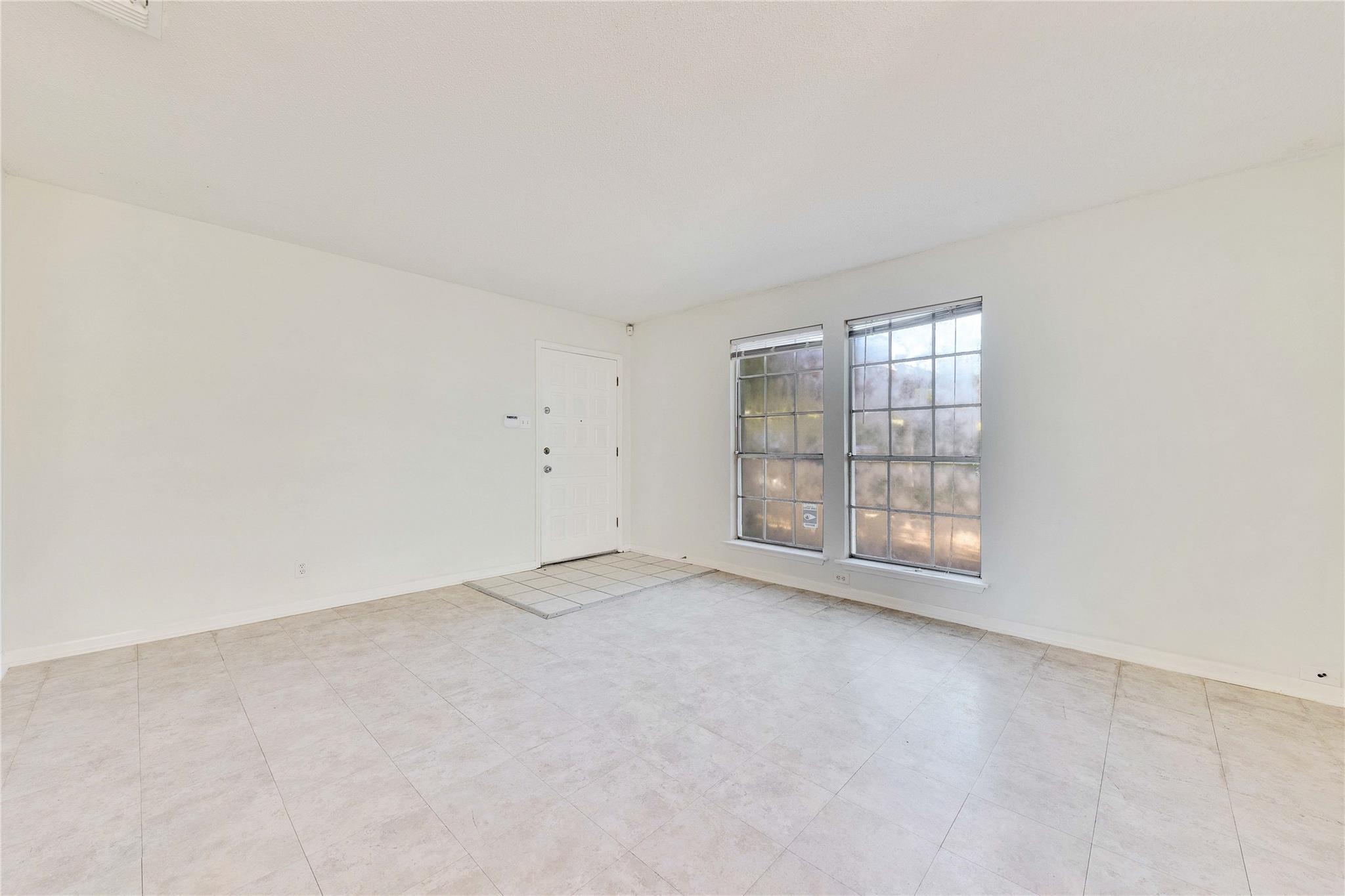 3411 Dolphin #A, Austin, TX 78704 photo 2