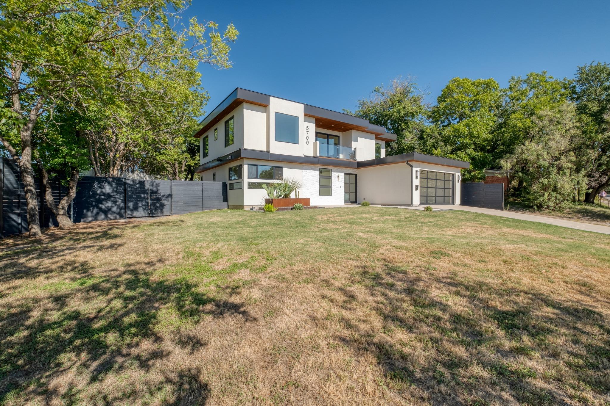 5700 LOUISE LN, Austin, TX 78757 photo 2