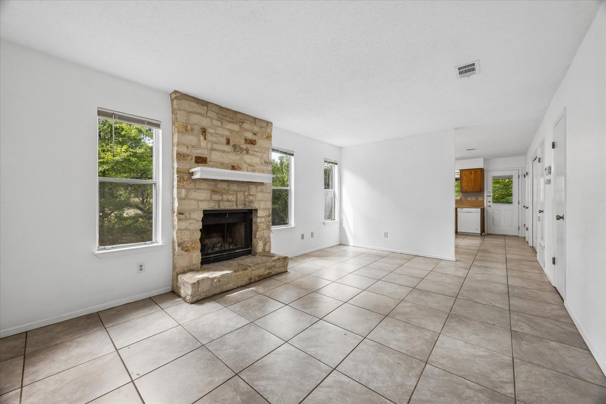 8202 Mescalero DR #A, Austin, TX 78736 photo 2
