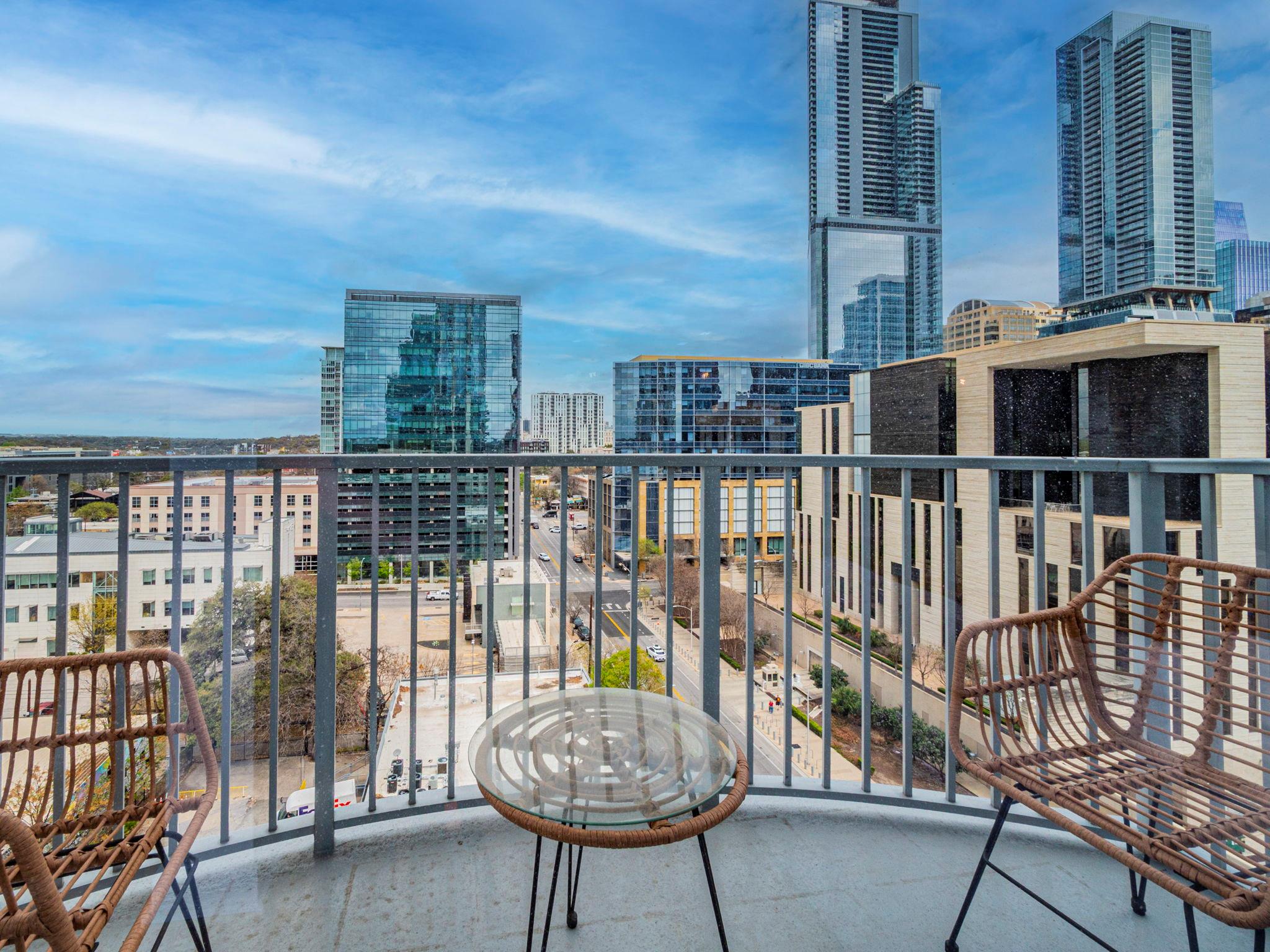 360 Nueces ST #1018, Austin, TX 78701 photo 2