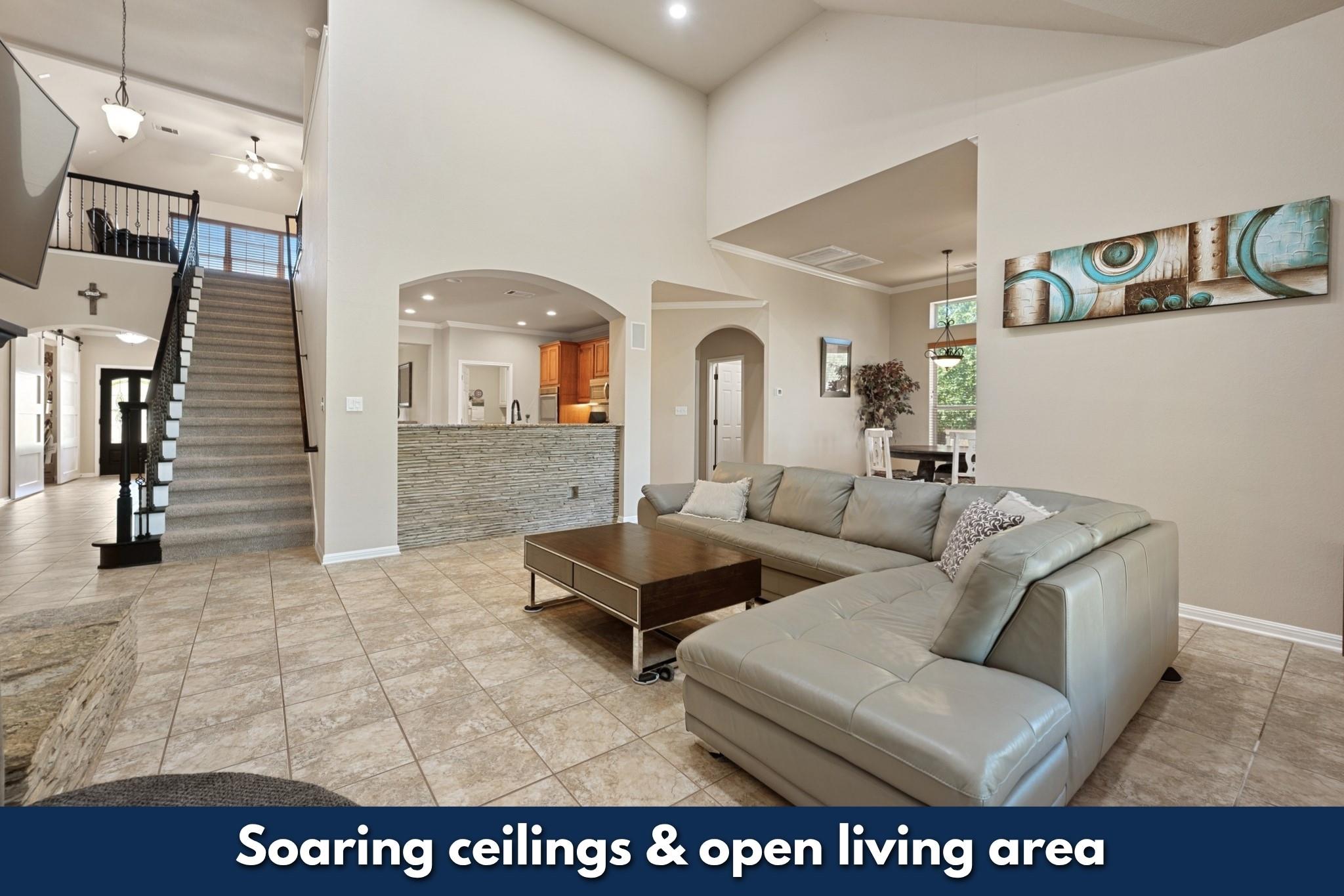 22140 Rose Grass LN, Spicewood, TX 78669 photo 2