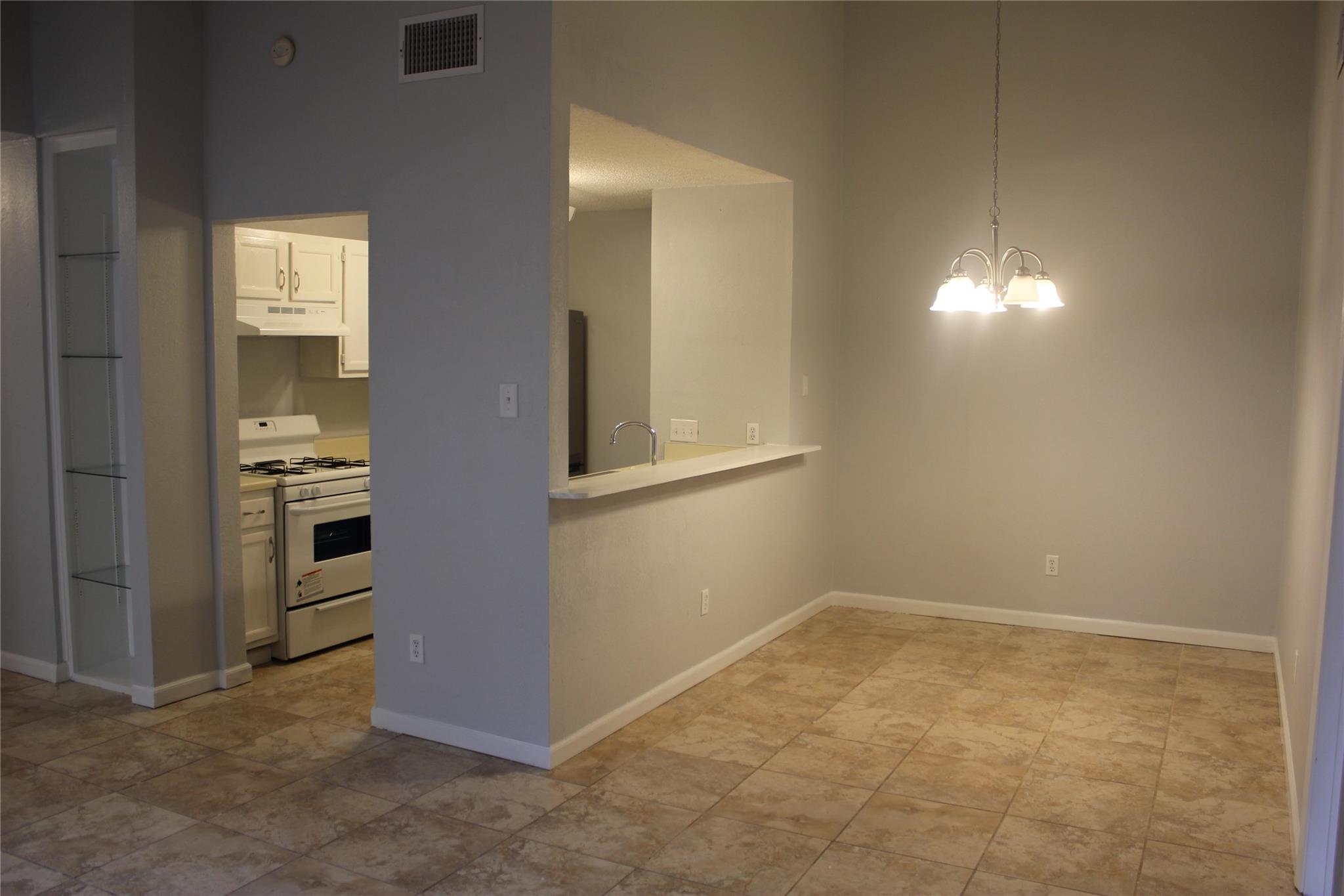 504 Sierra CV #504, Round Rock, TX 78664 photo 3
