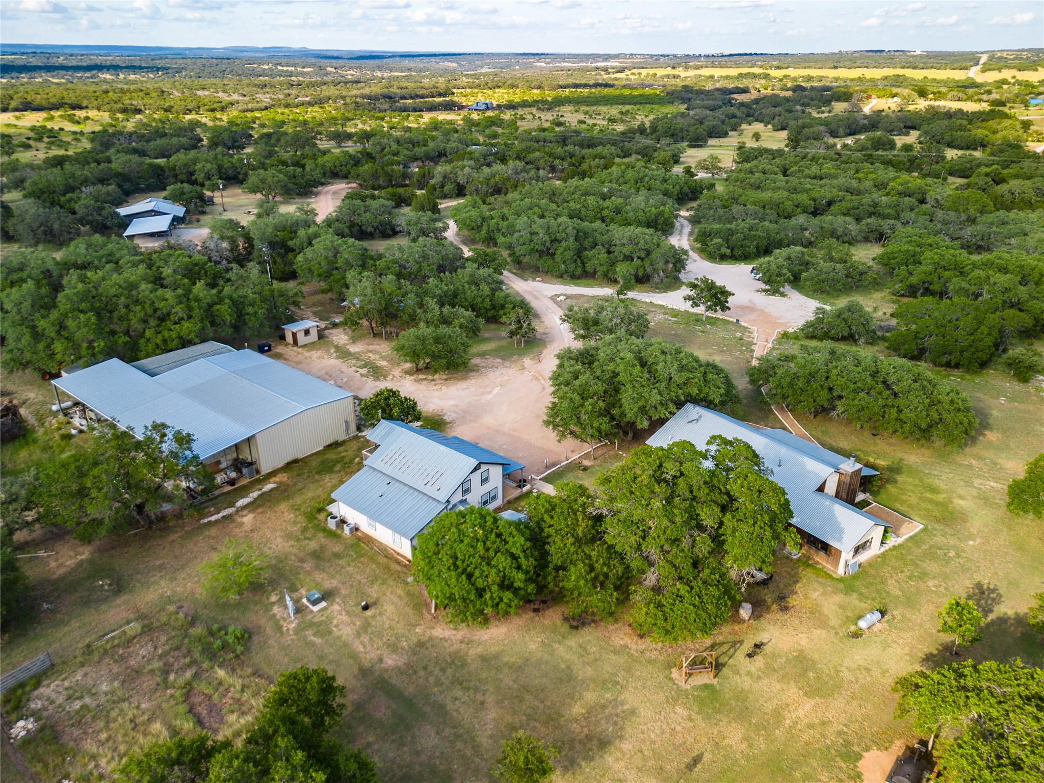 683 Ranch Road 1320, Johnson City, TX 78636 photo 2