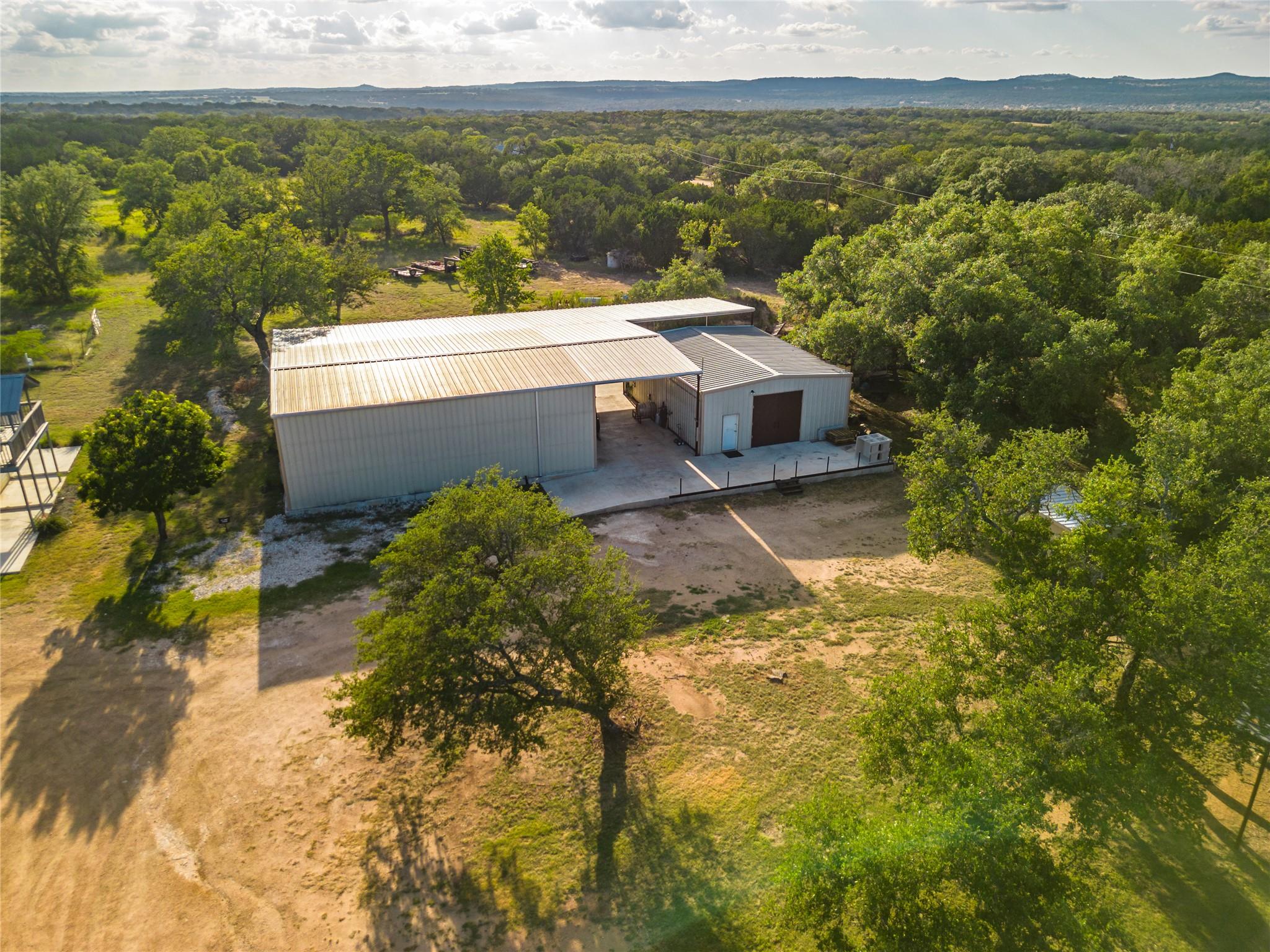 683 Ranch Road 1320, Johnson City, TX 78636 photo 4