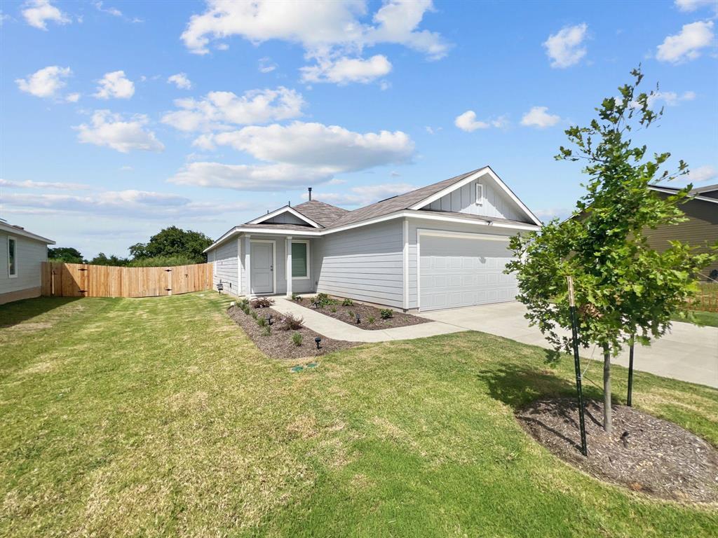 1563 Soapstone PASS, San Marcos, TX 78656 photo 2