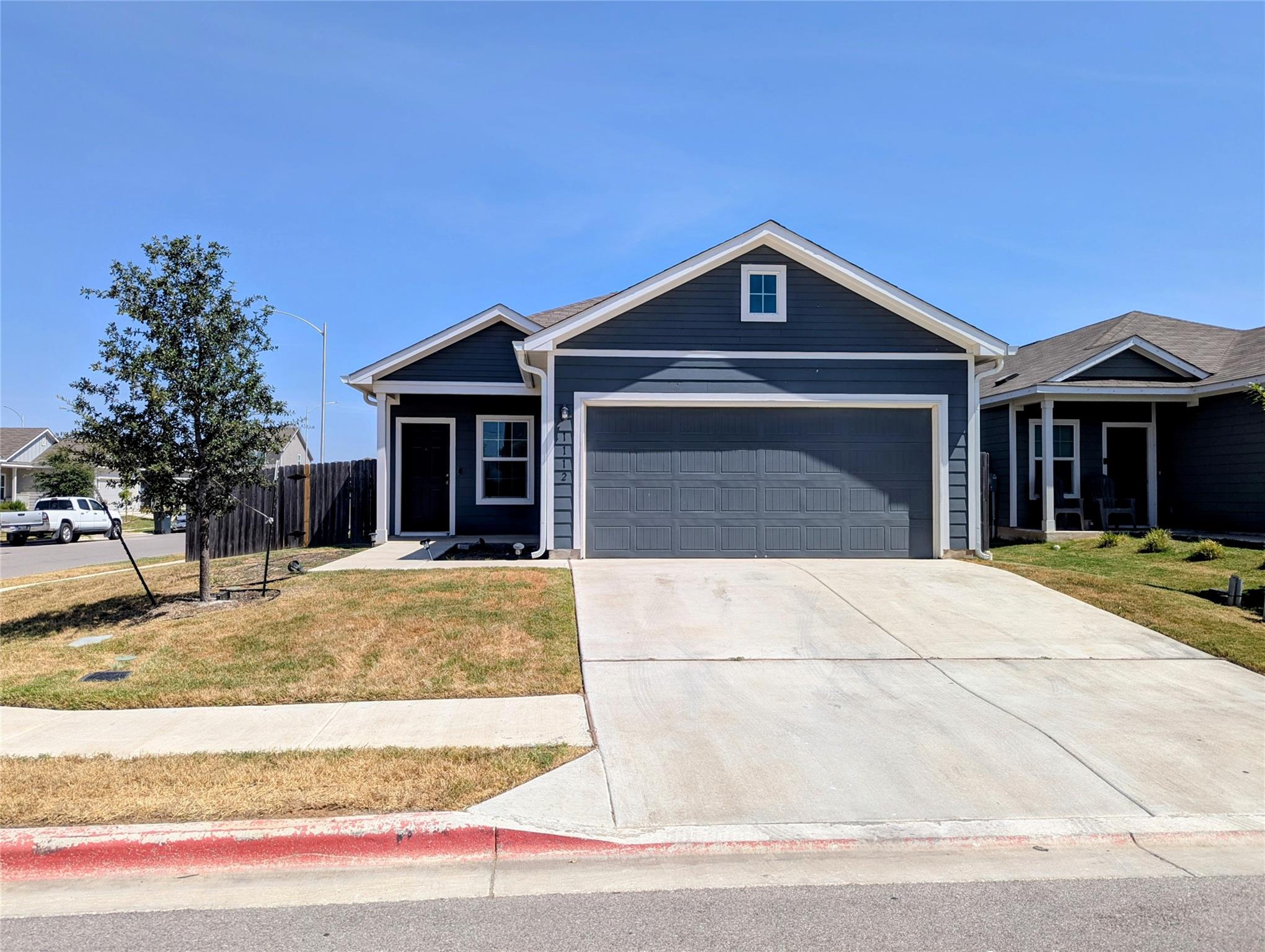 1112 Minnow LN, Bastrop, TX 78602 photo 3