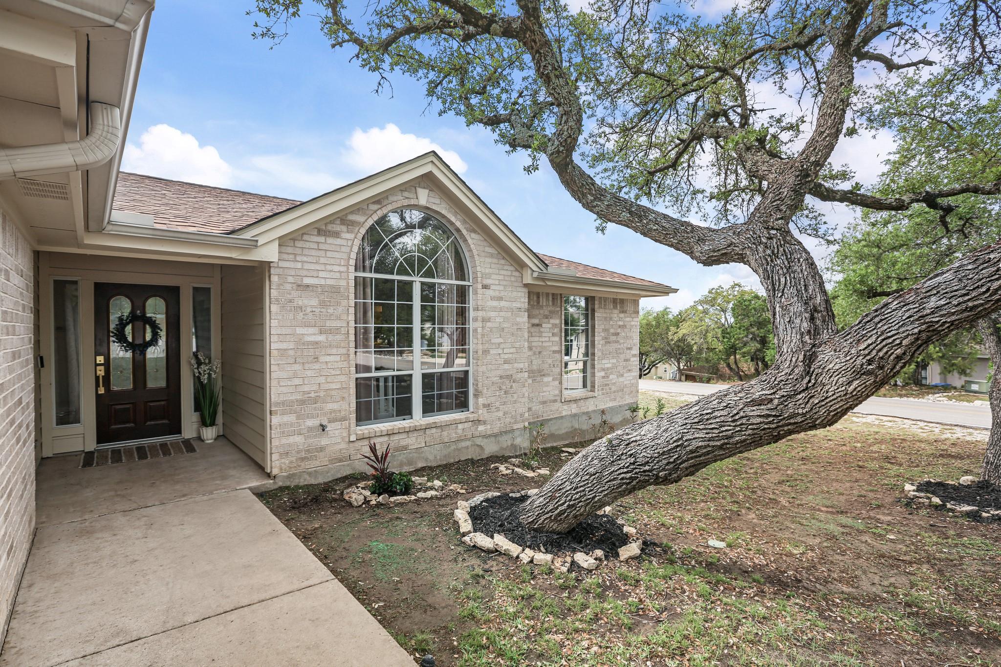 21105 Newport CV, Lago Vista, TX 78645 photo 4