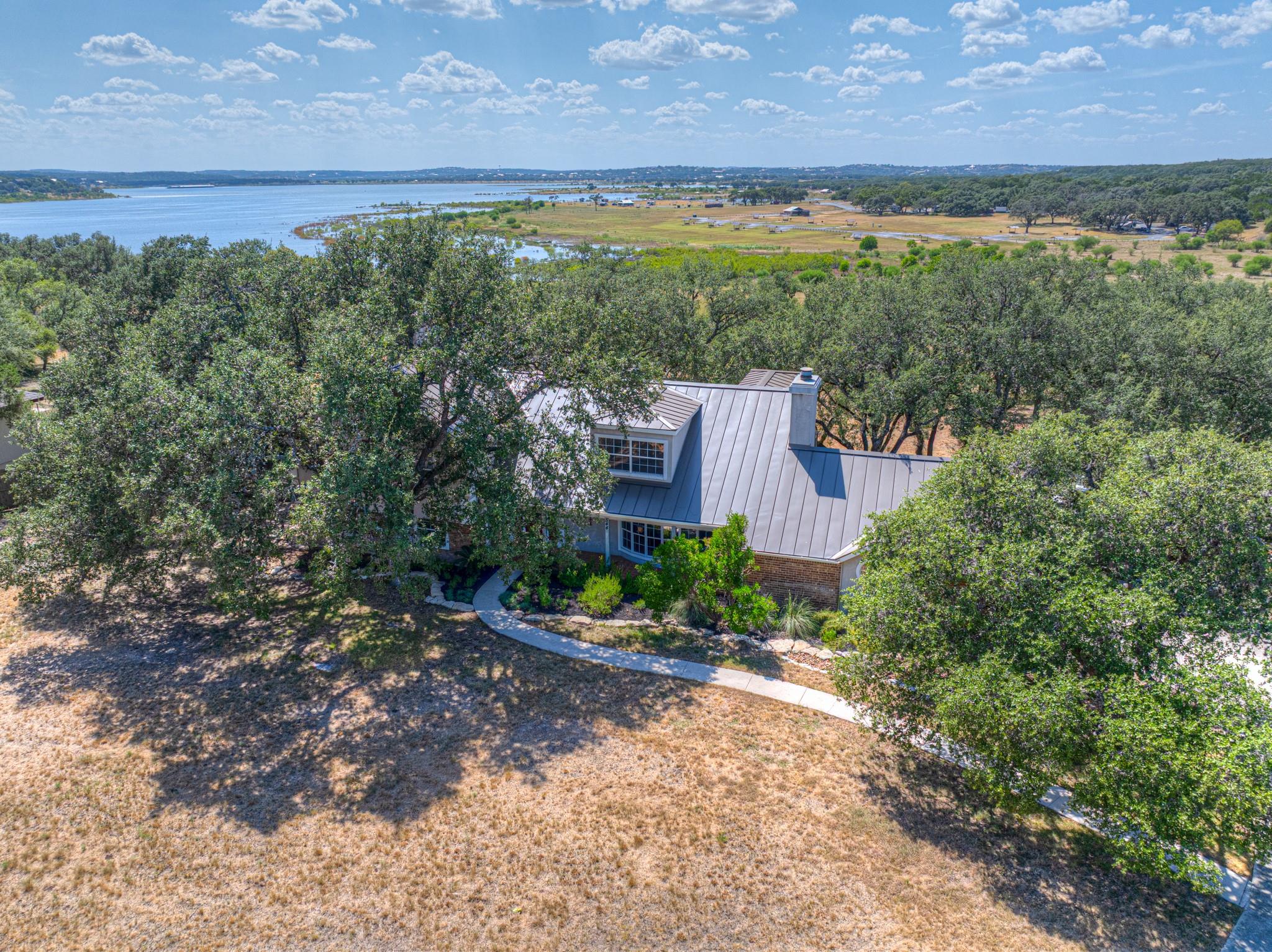 544 Military DR, Canyon Lake, TX 78133 photo 3