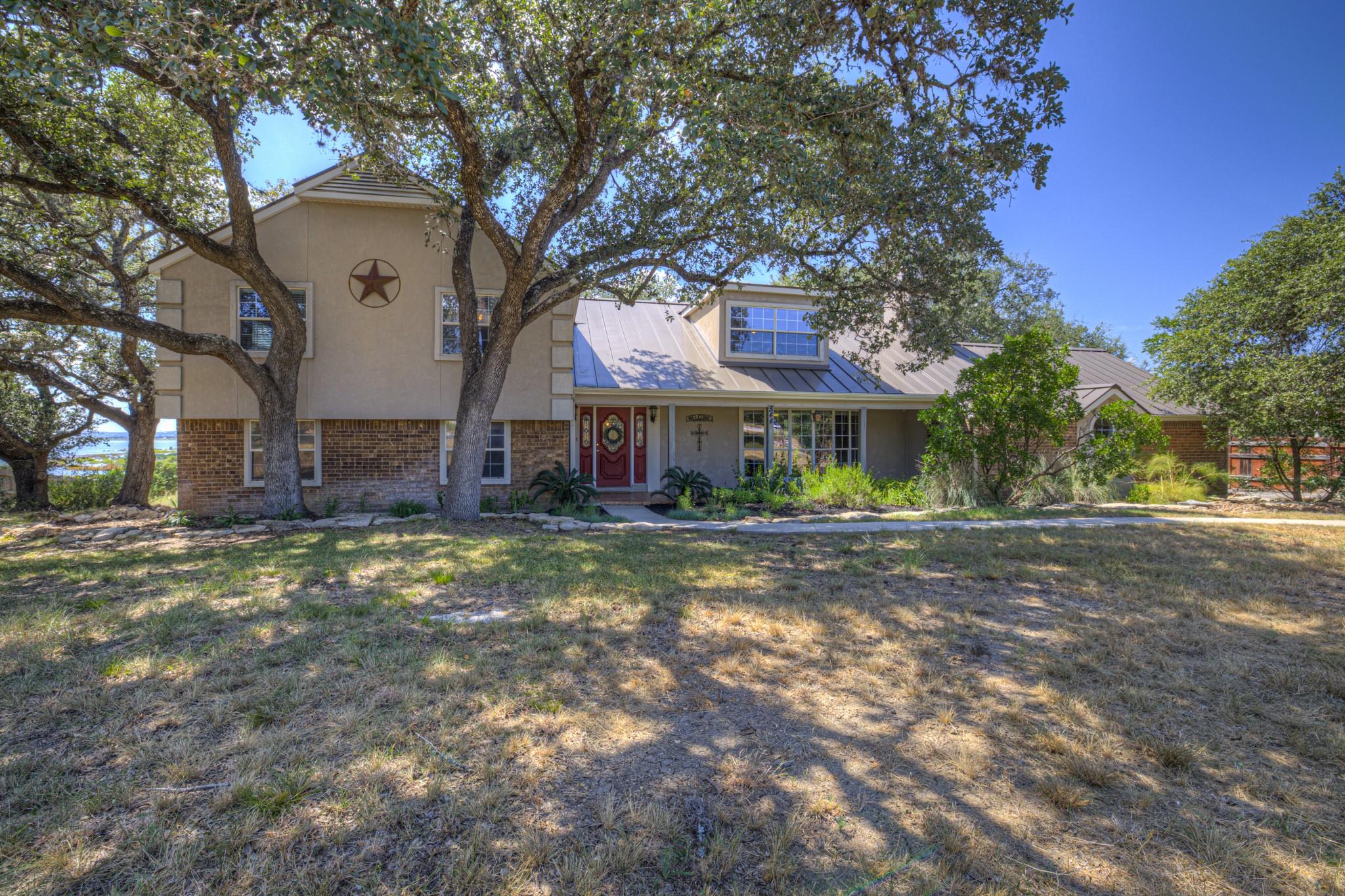 544 Military DR, Canyon Lake, TX 78133 photo 4