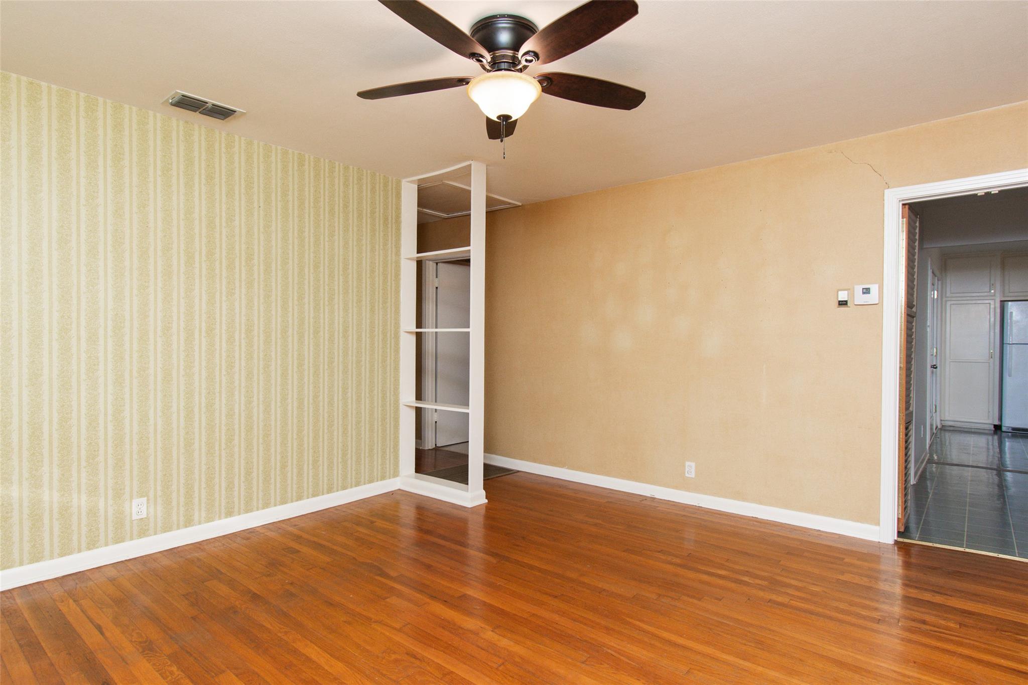 4510 Russell DR, Austin, TX 78745 photo 2