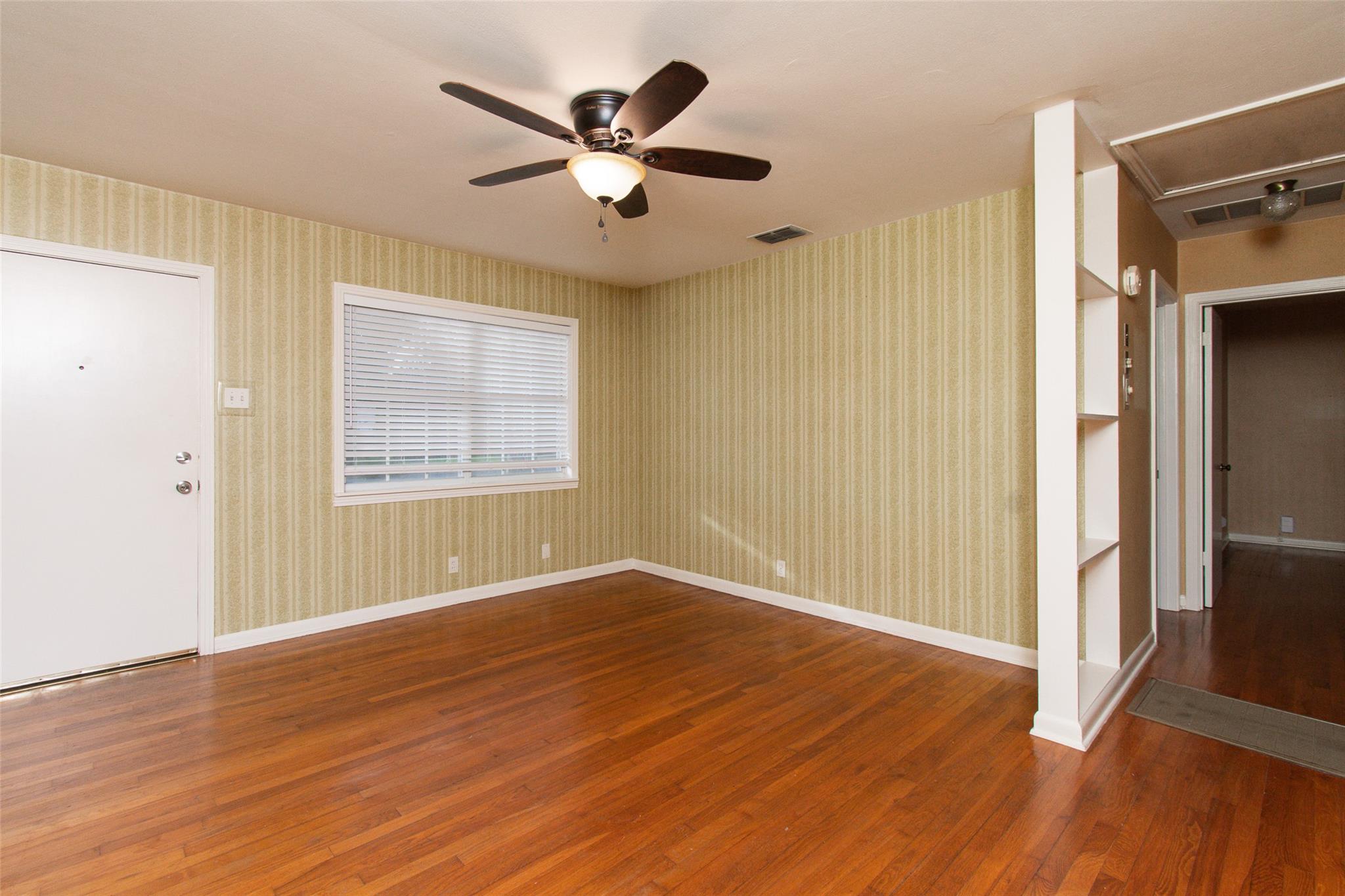 4510 Russell DR, Austin, TX 78745 photo 4