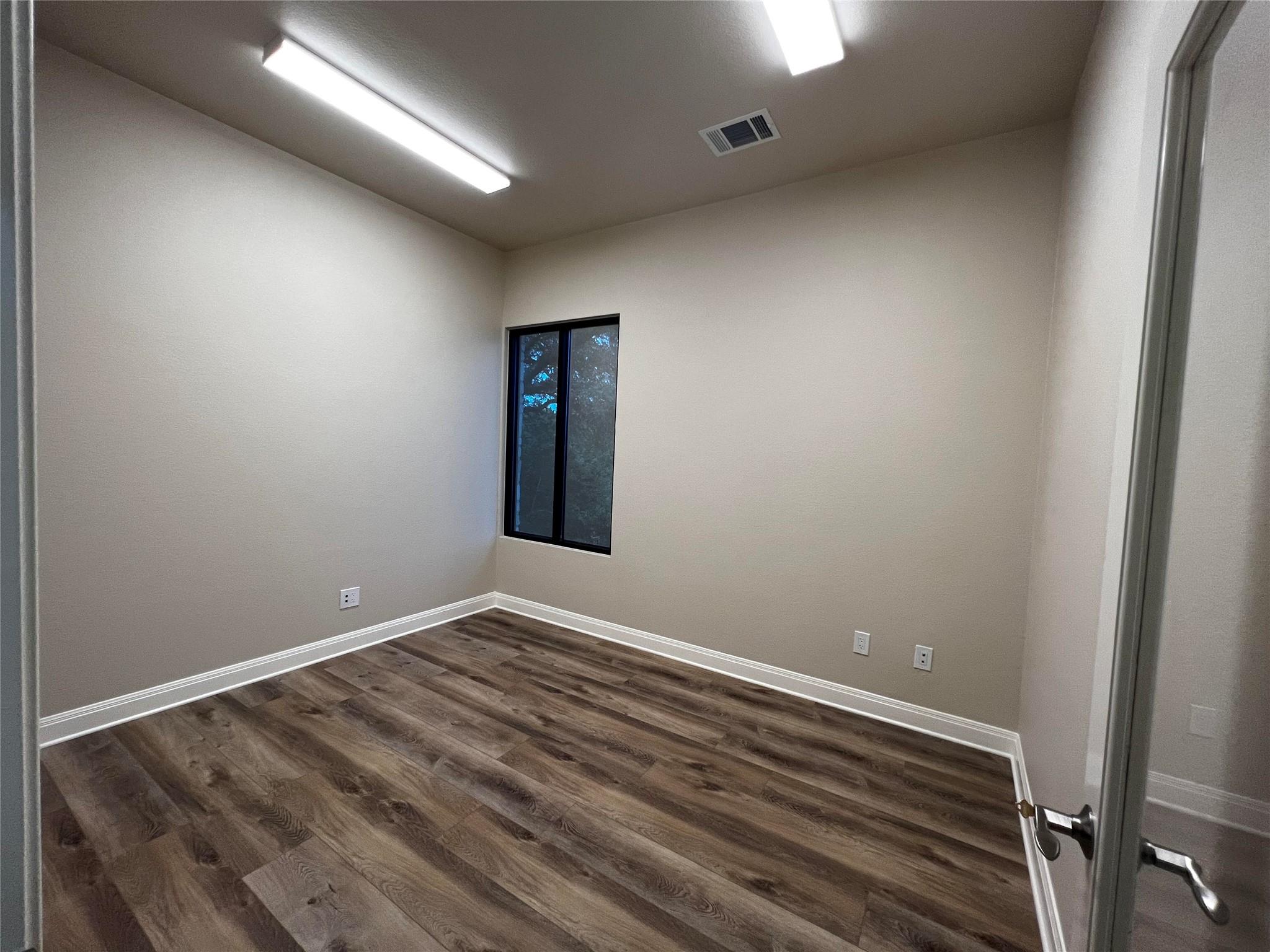 6400 Lohman Ford RD #2D, Lago Vista, TX 78645 photo 4