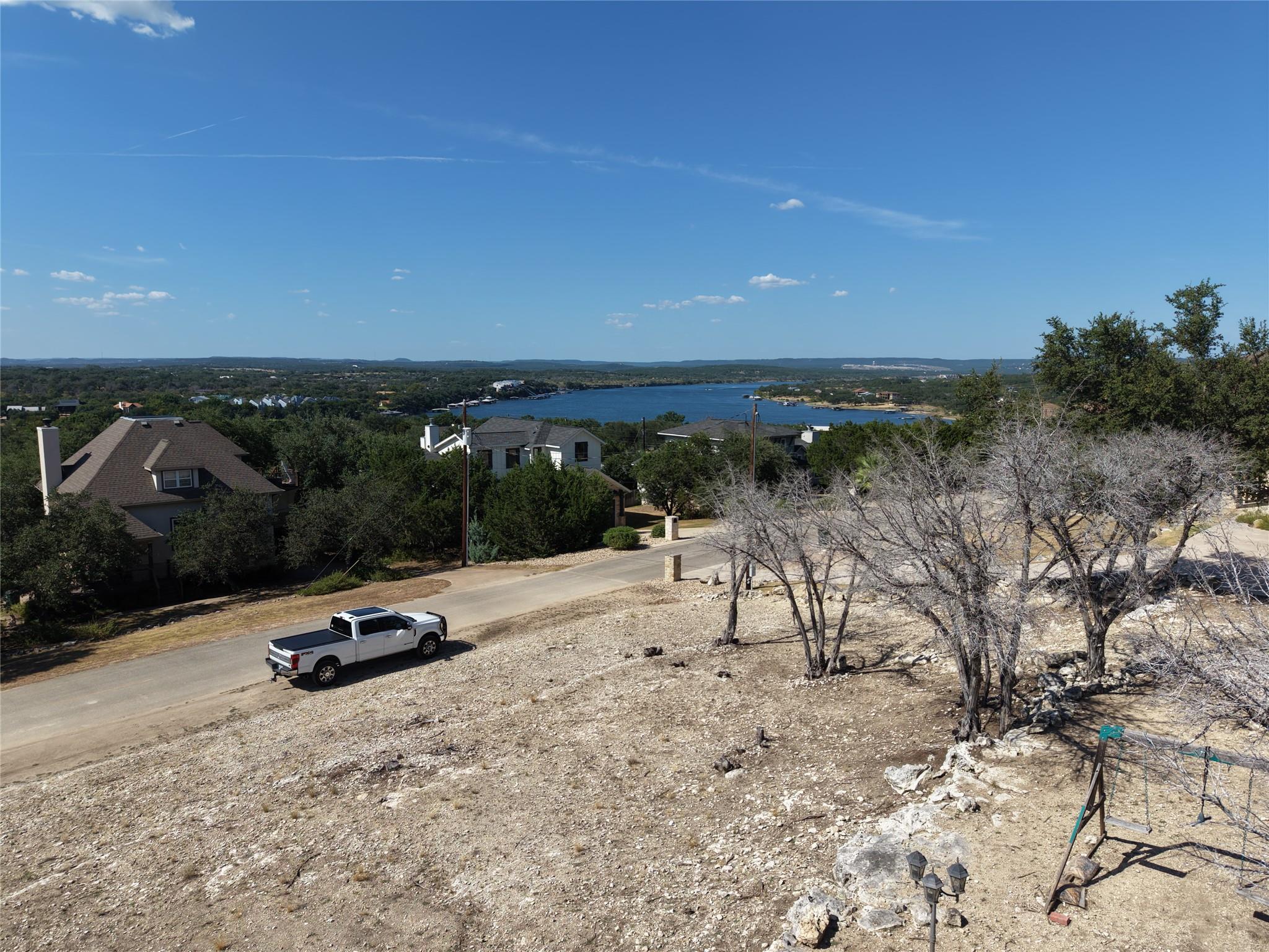 403 Sinclair DR, Spicewood, TX 78669 photo 2