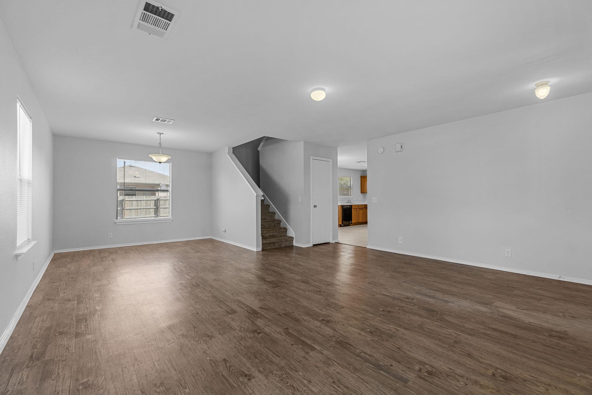 309 MUSGRAV, Kyle, TX 78640 photo 5