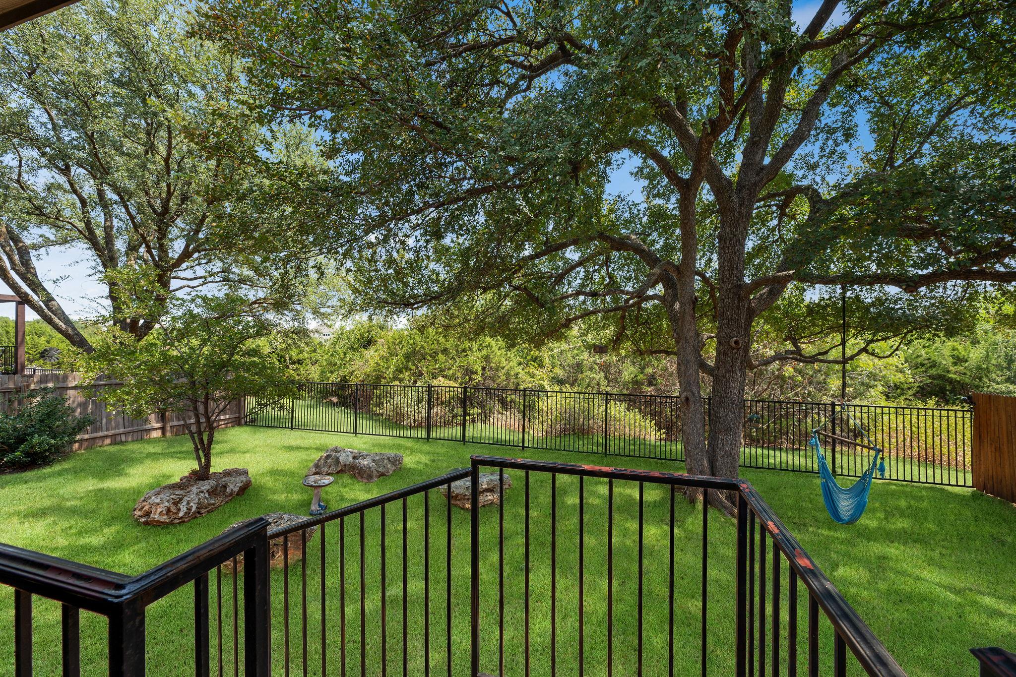 233 San Matteo ST, Georgetown, TX 78628 photo 2