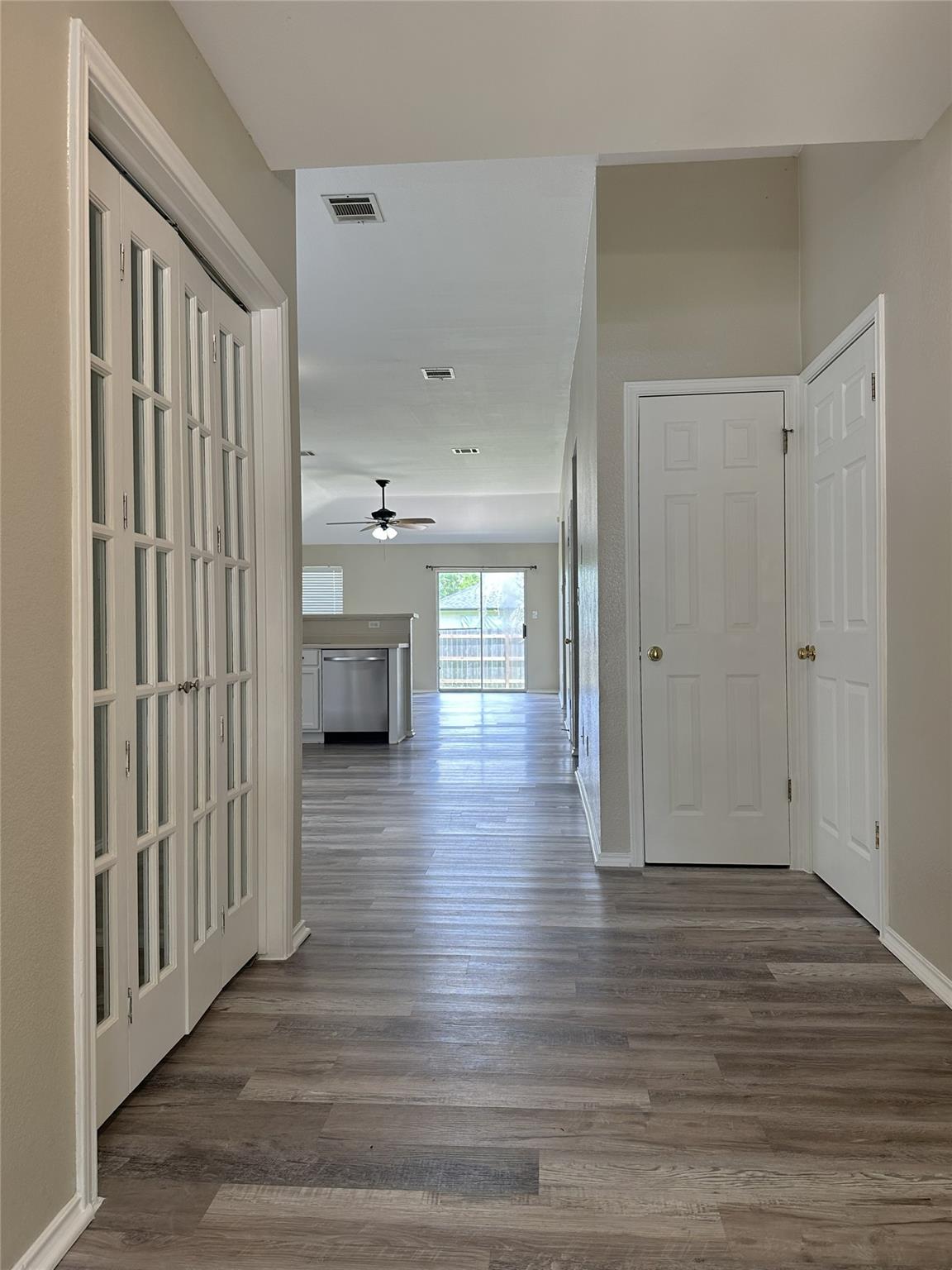 610 Riverway LN, Leander, TX 78641 photo 4