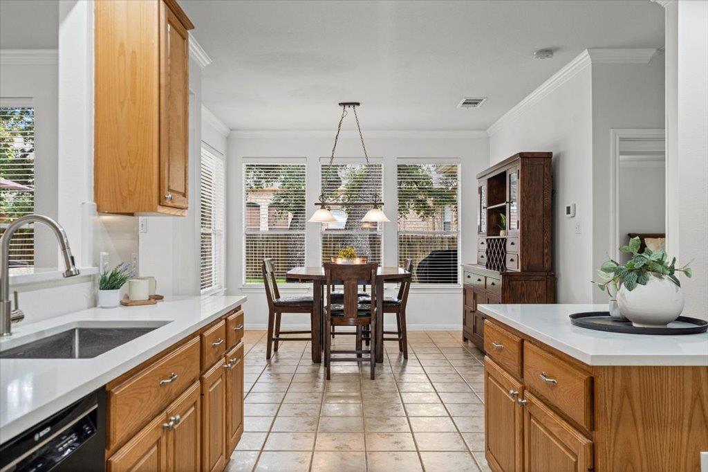 2005 Forest Hill CV, Round Rock, TX 78665 photo 5