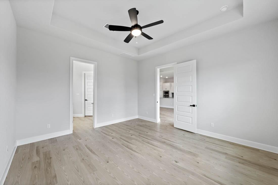 106 Nandina PATH, Bastrop, TX 78602 photo 5