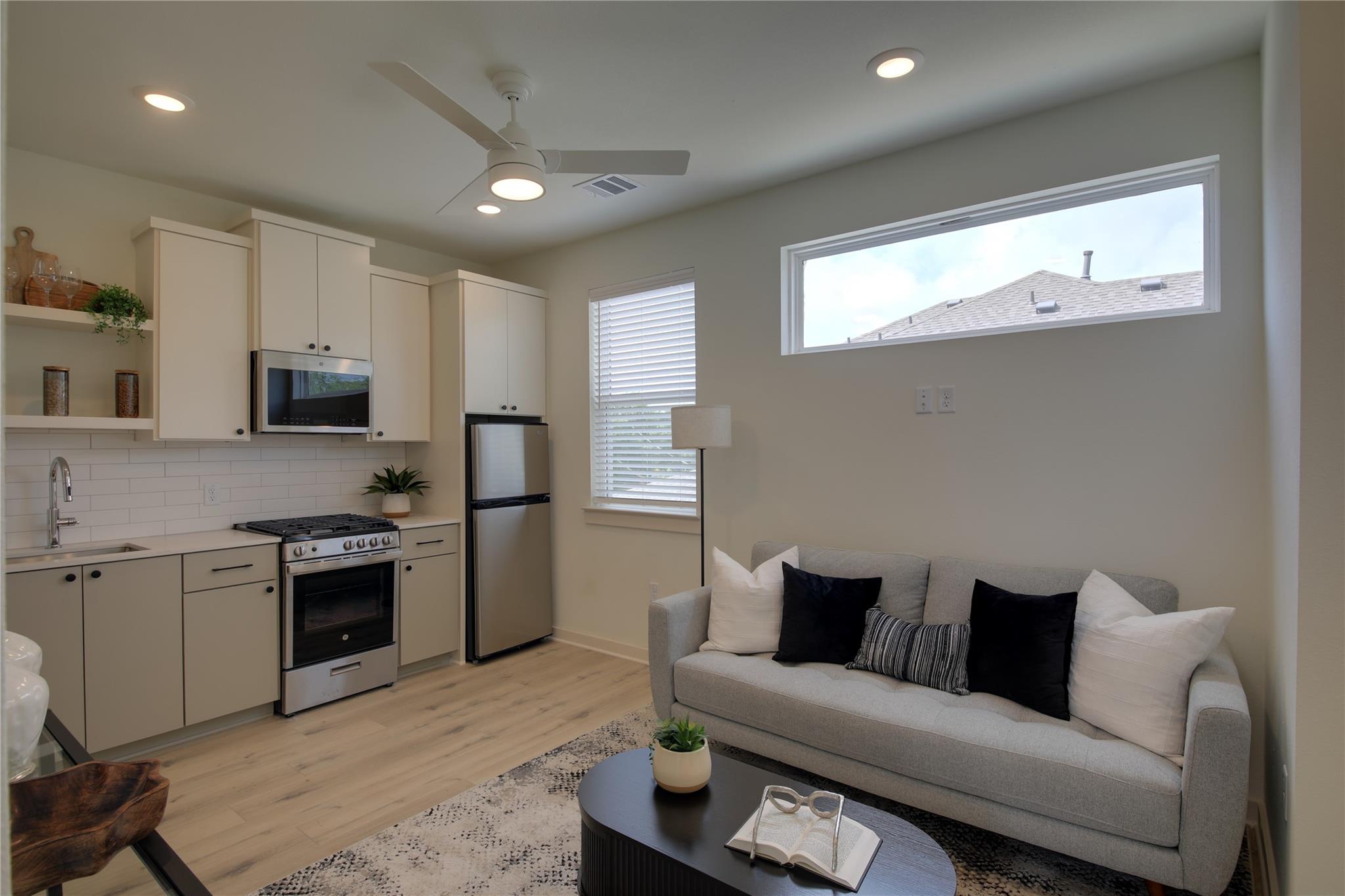 7208 Providence Ave #2, Austin, TX 78752 photo 3