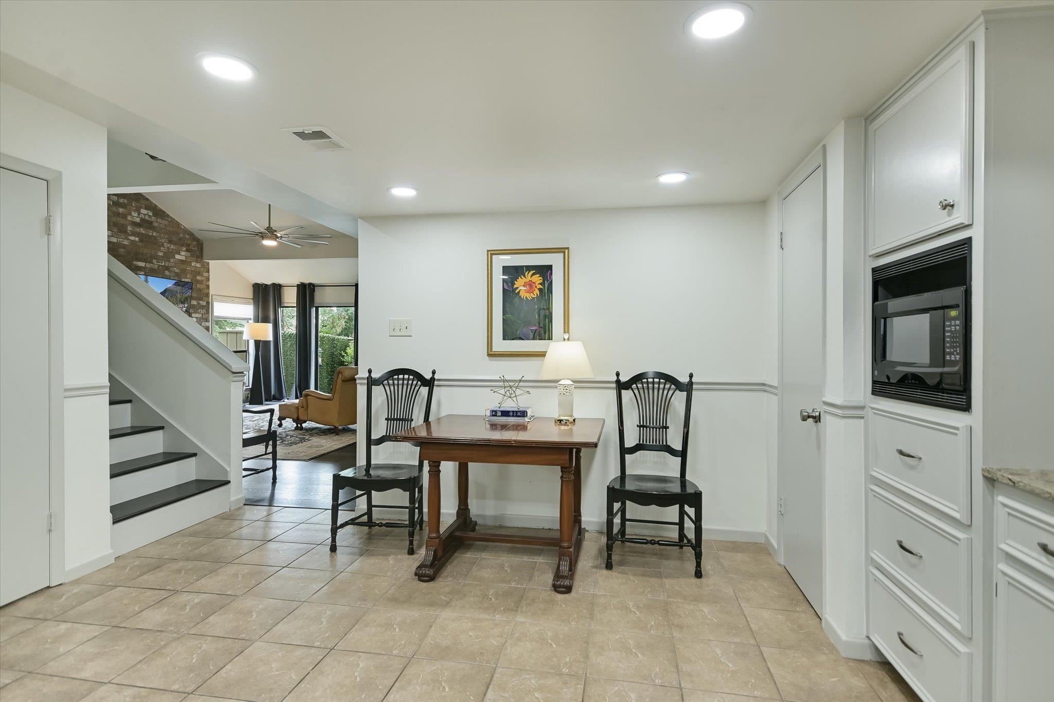 5813 BACK CT, Austin, TX 78731 photo 5