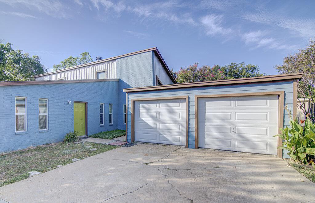 1807 Briar Hill DR #A, Austin, TX 78741 photo 2