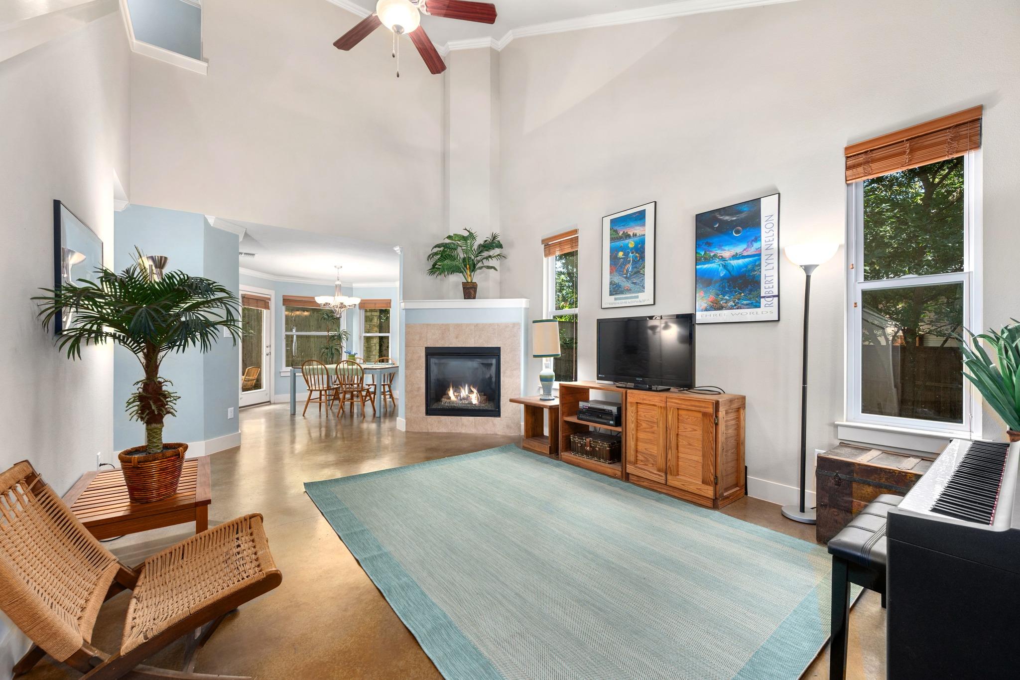 4413 Barrow Ave, Austin, TX 78751 photo 4