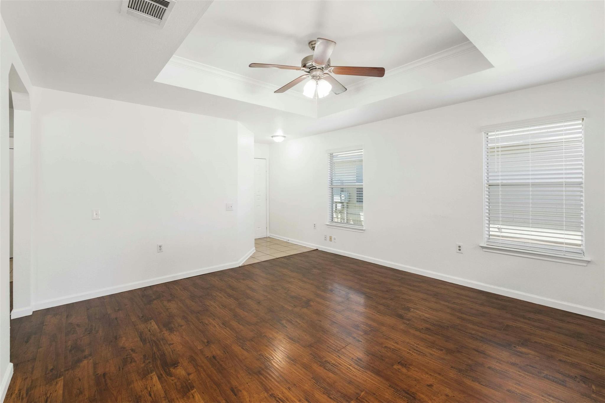 12524 Sky Harbor DR, Del Valle, TX 78617 photo 4