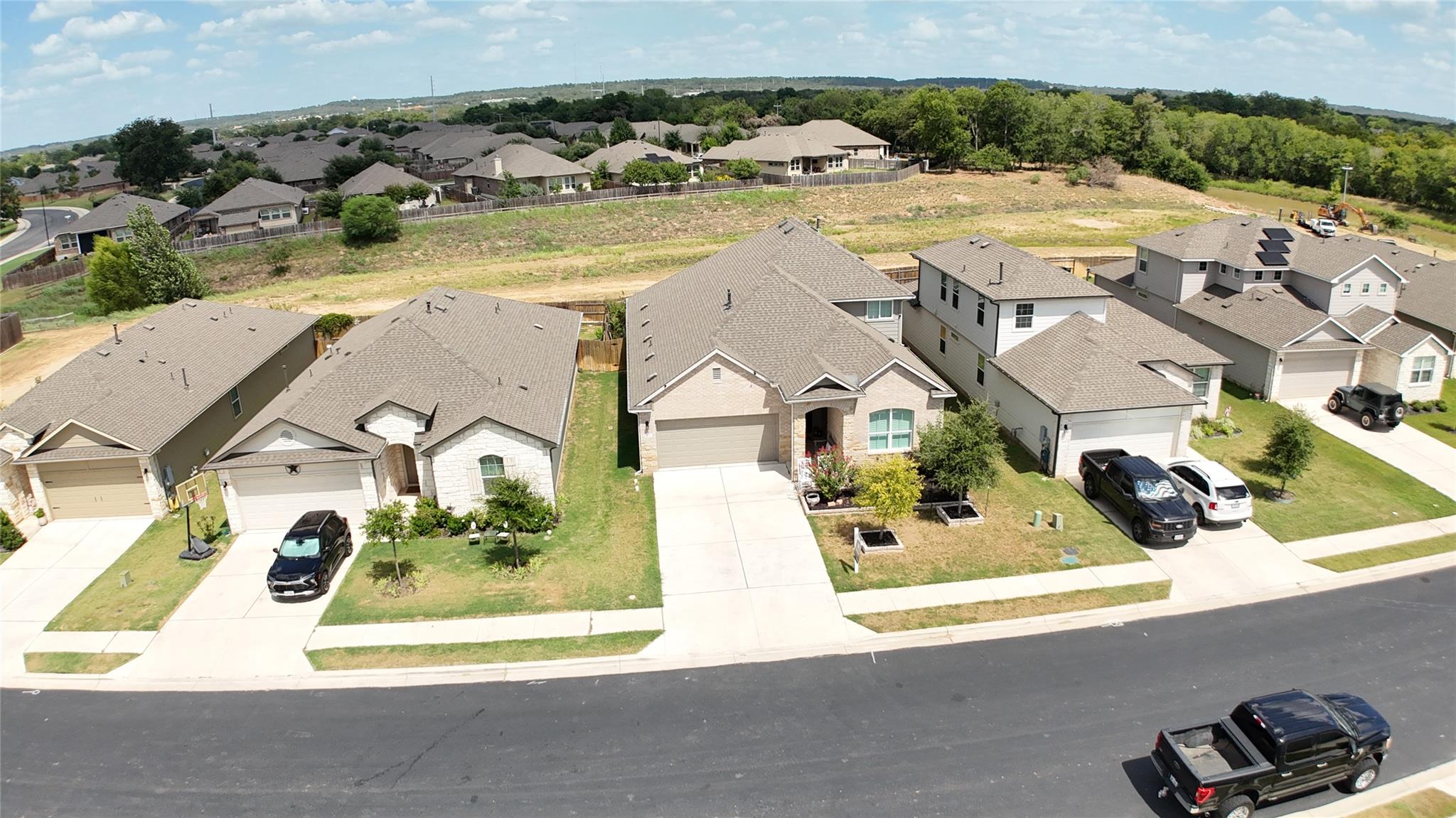 111 Rainmaker CV, Bastrop, TX 78602 photo 3