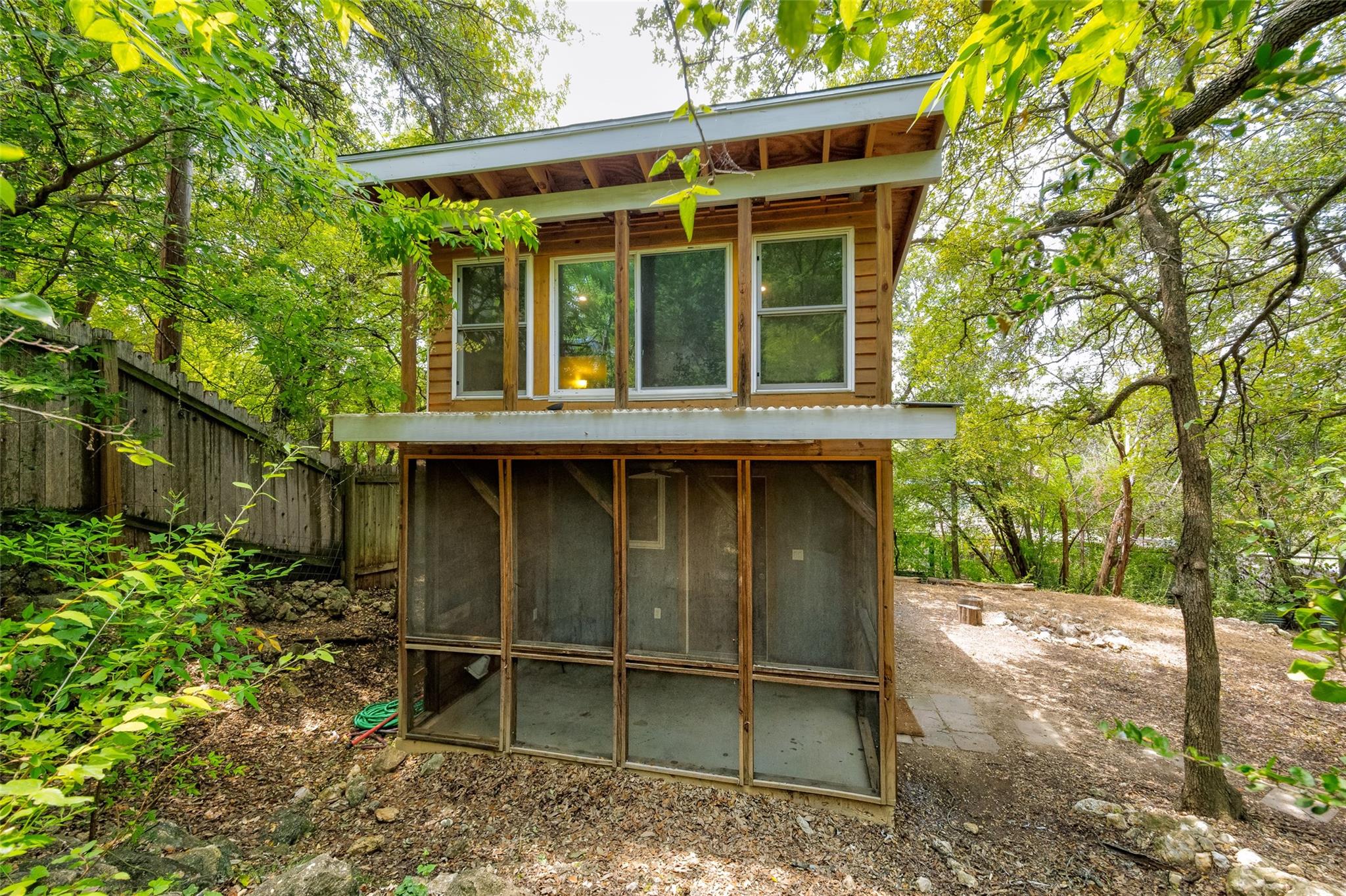 8200 Wavertree CT, Austin, TX 78745 photo 2